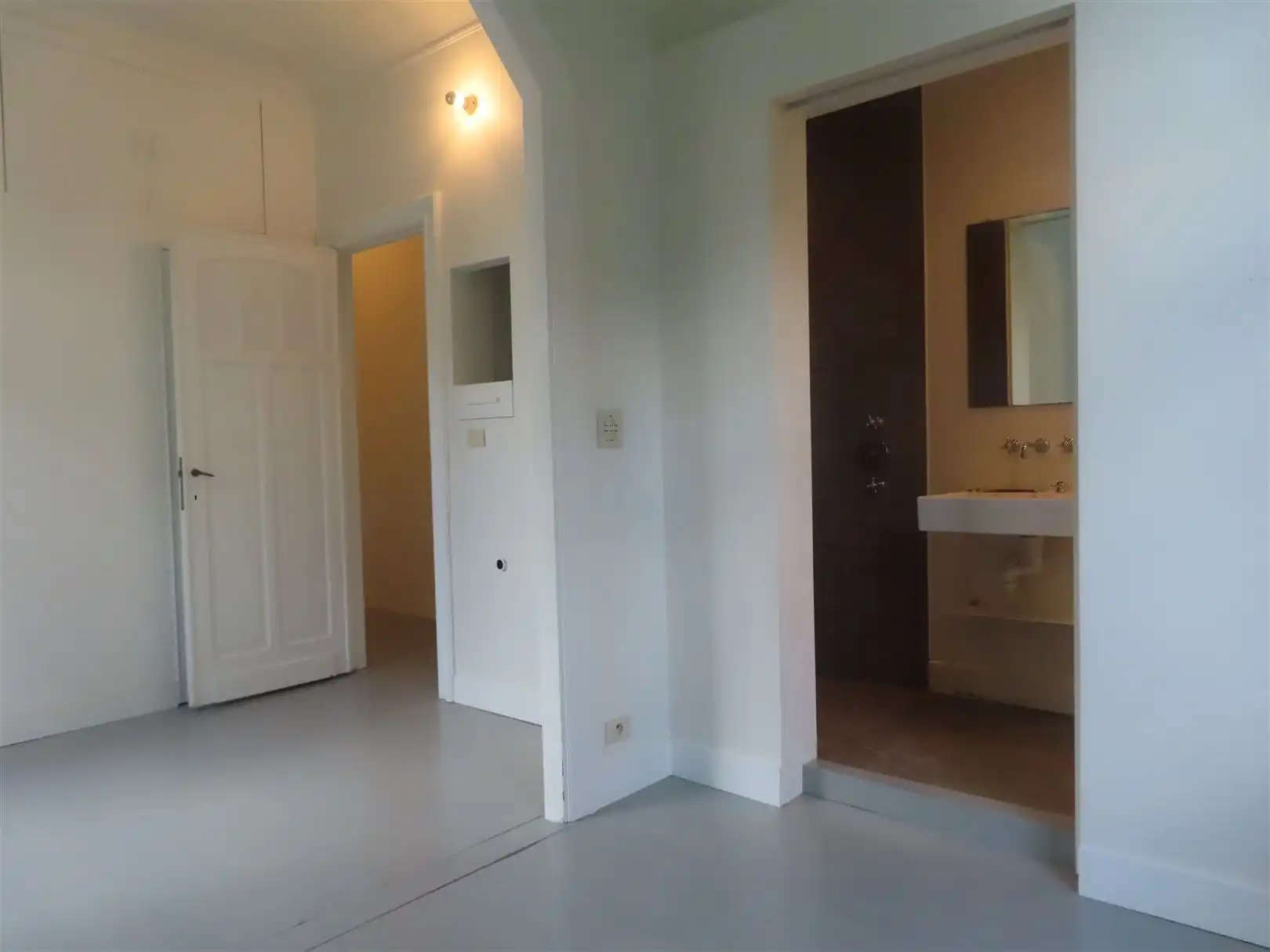 Prachtig, charmant 3-slaapkamerappartement met 2 badkamers! foto 18