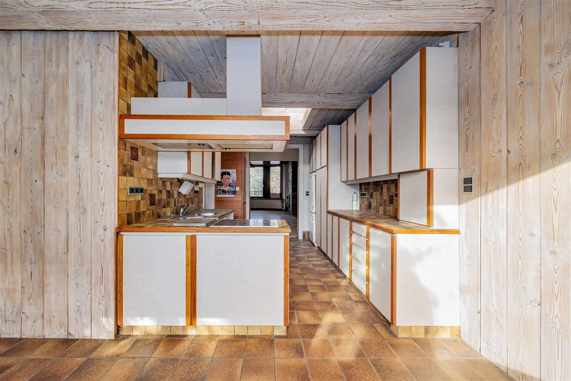 Te renoveren woning met 4 - 5 slk en garage foto 18