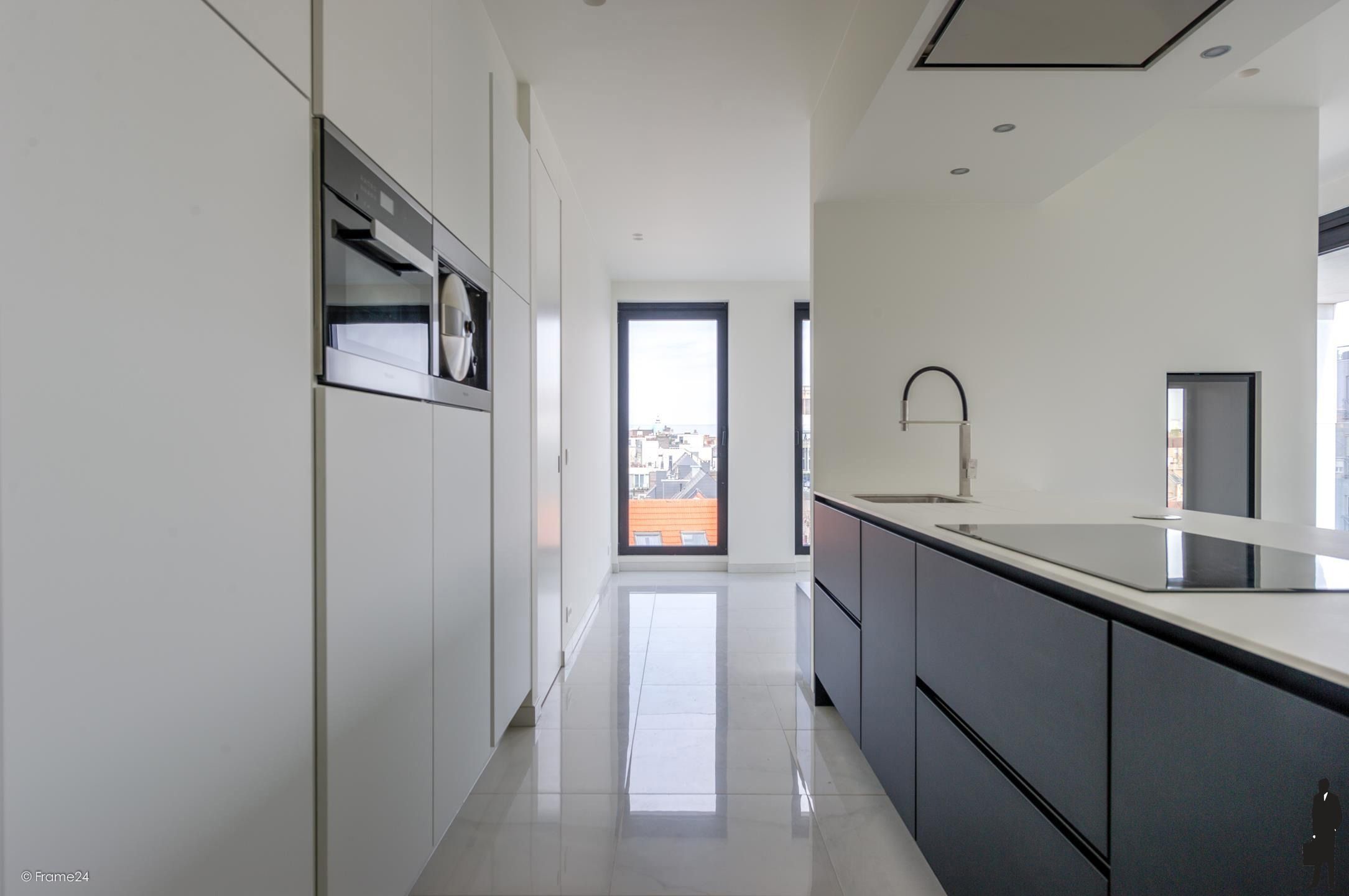 Luxueuze penthouse met terras in hartje Antwerpen. foto 4