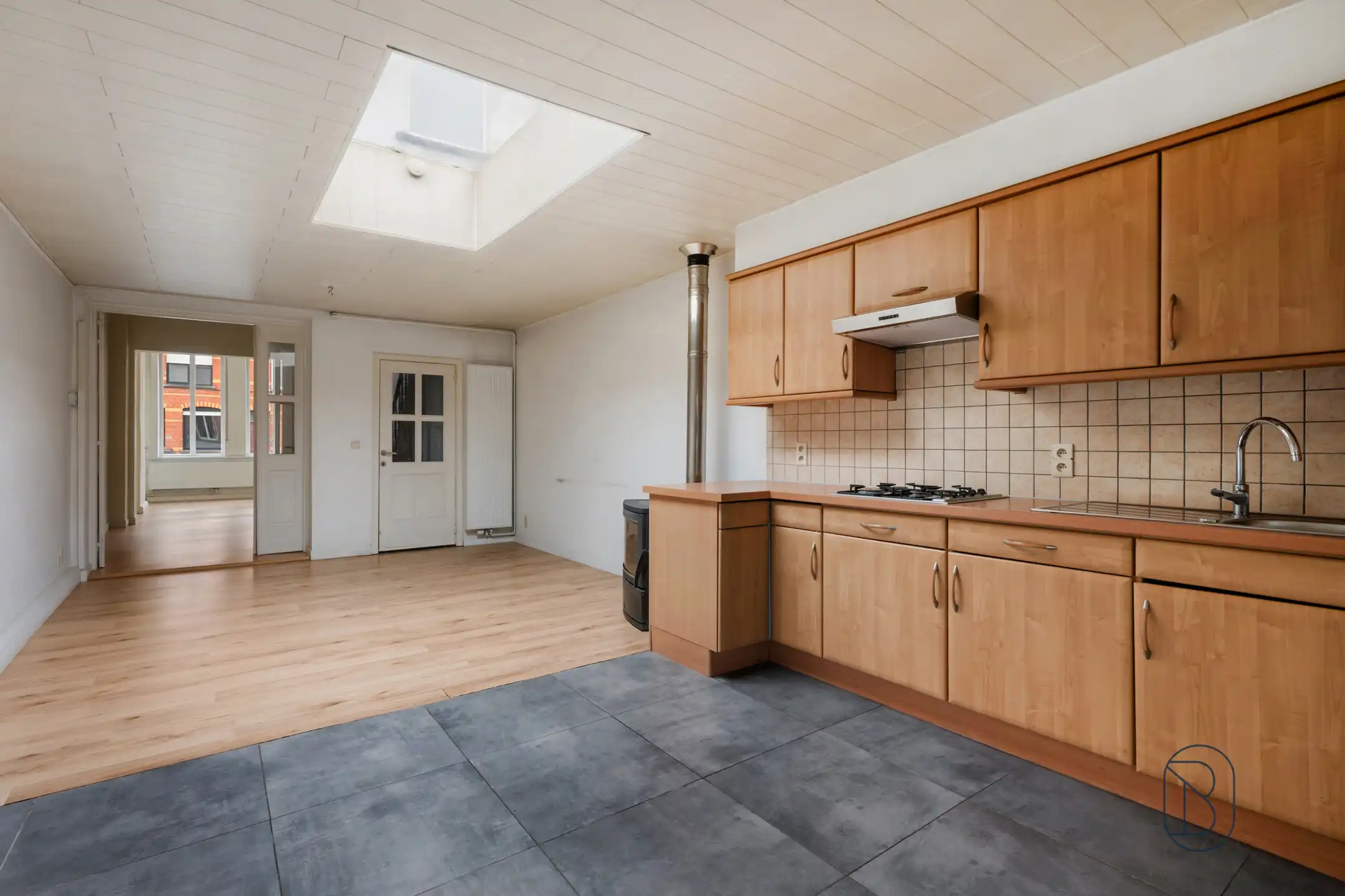 Topgelegen karaktervolle woning met 3 SLK en leuke stadstuin foto 8