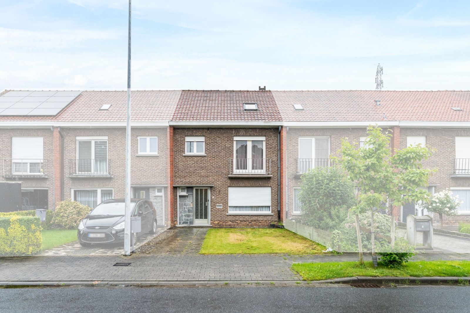 Woning met 3 slaapkamers en uitweg foto 1