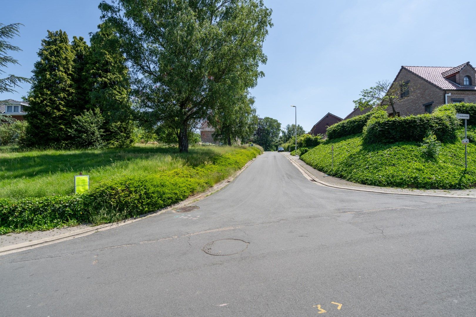 Perceel bouwgrond voor open bebouwing op 9a 37ca, zeer mooi en rustig gelegen op enkele minuutjes van het centrum foto 7