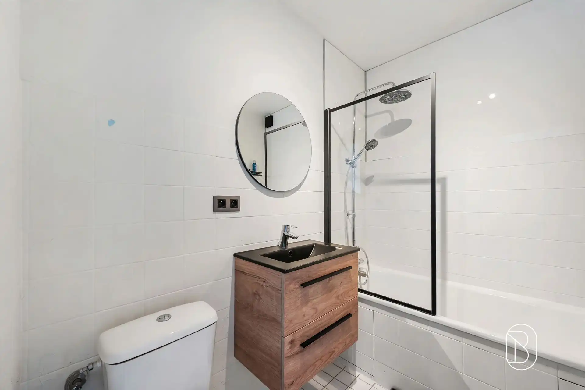 Instapklare woning met loods van 240 m² op topligging foto 14