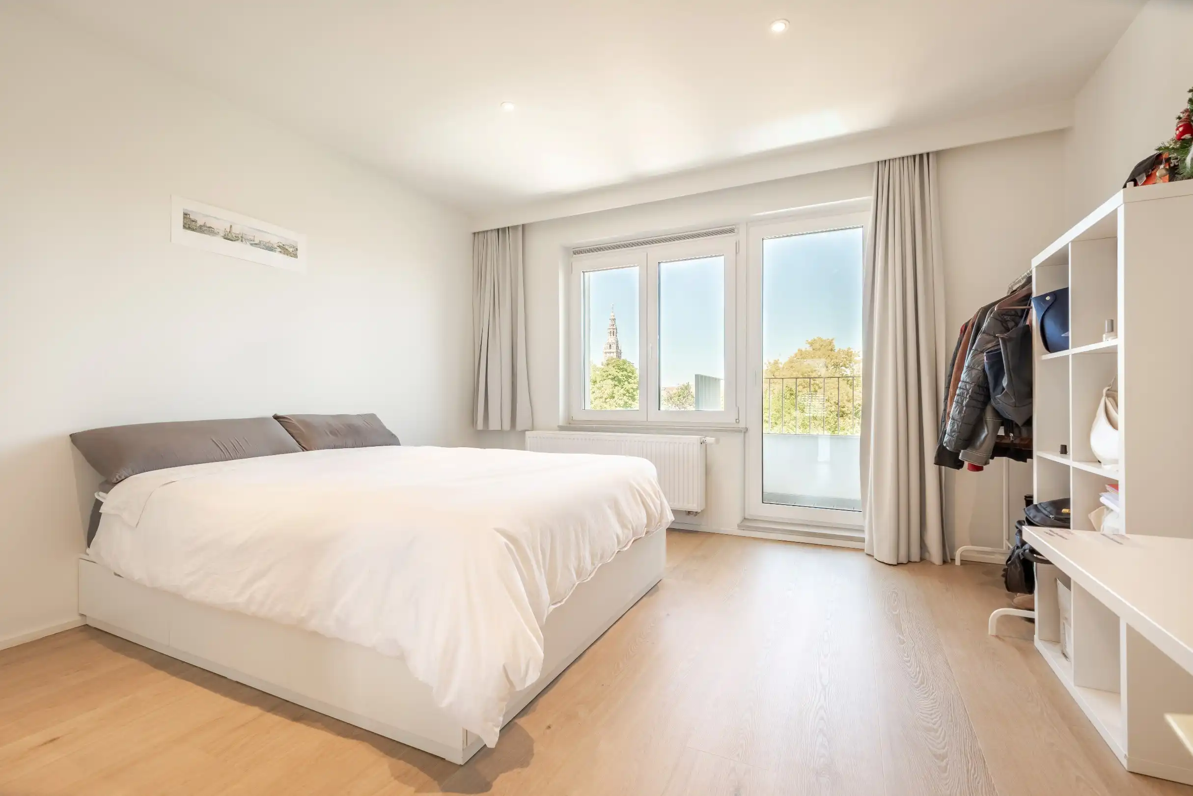 Deels bemeubeld 1-slaapkamer appartement foto 9