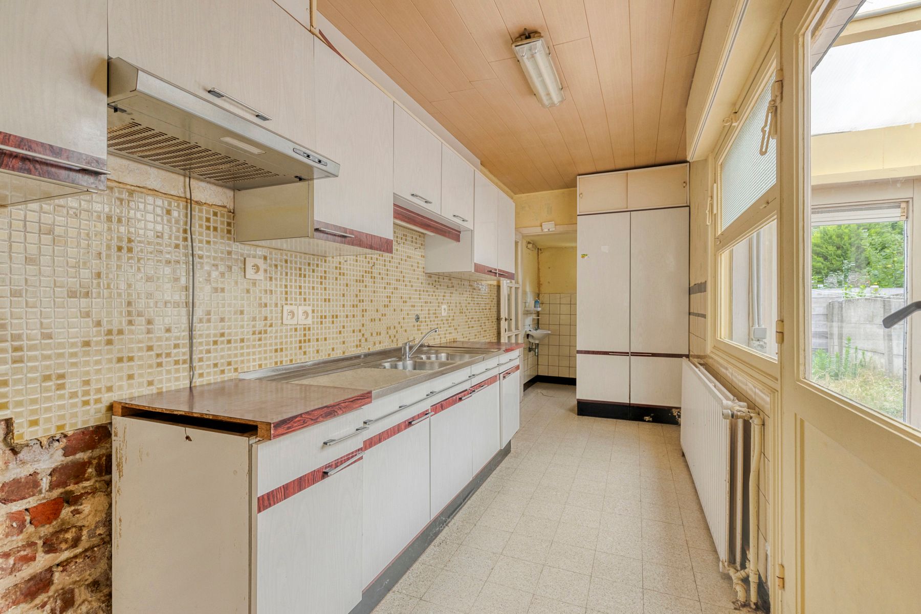 Centraal gelegen rijwoning met 4 slaapkamers foto 7