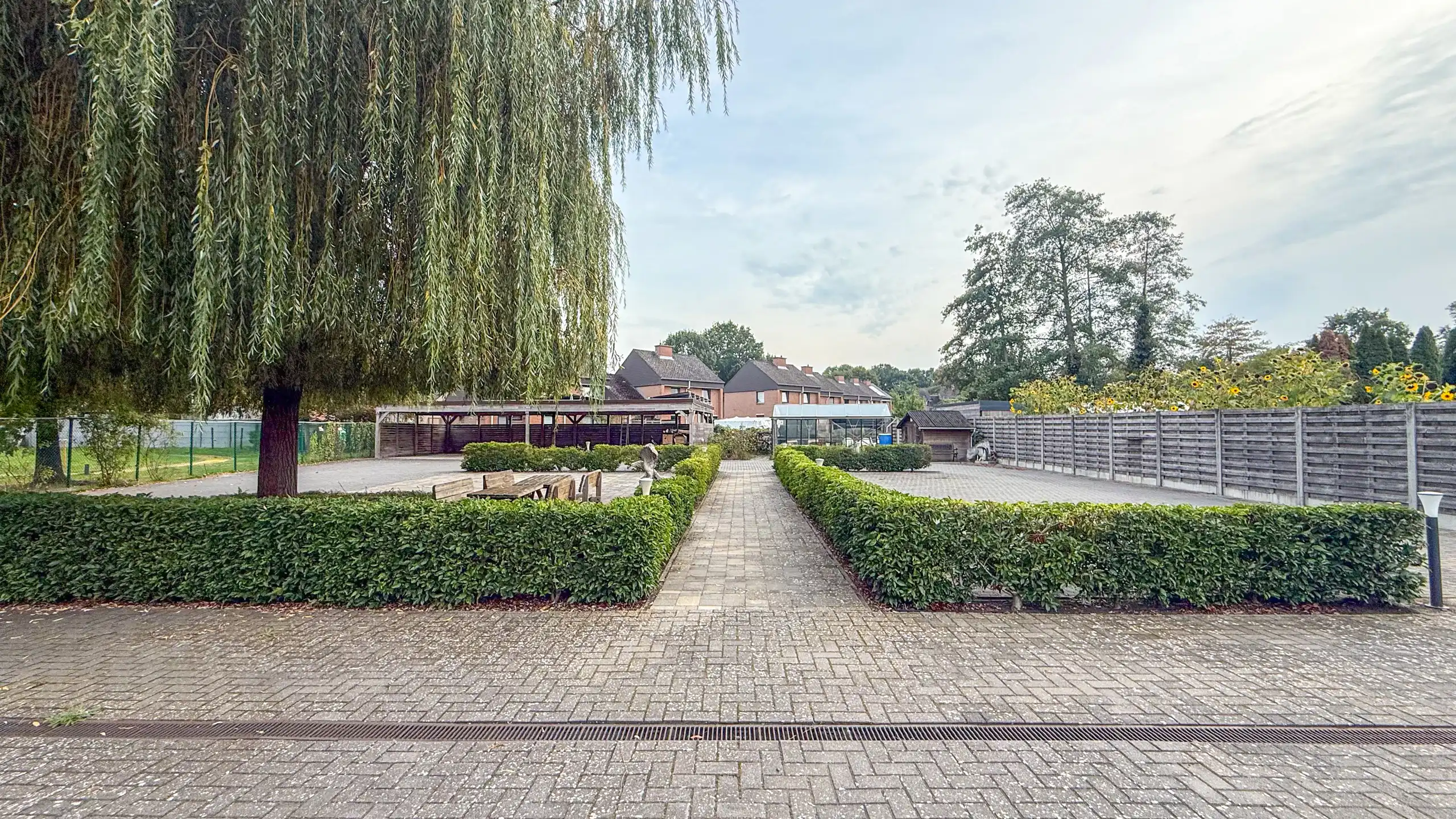 Veelzijdig investeringspand met 10 kamers, lift en kelder! foto 112