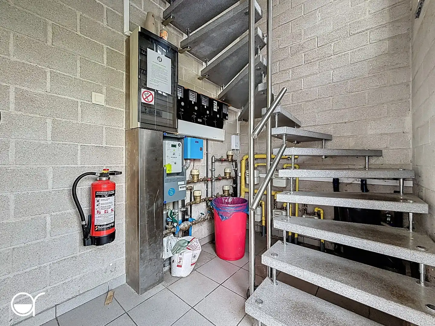 Woning met 5 studio's foto 2