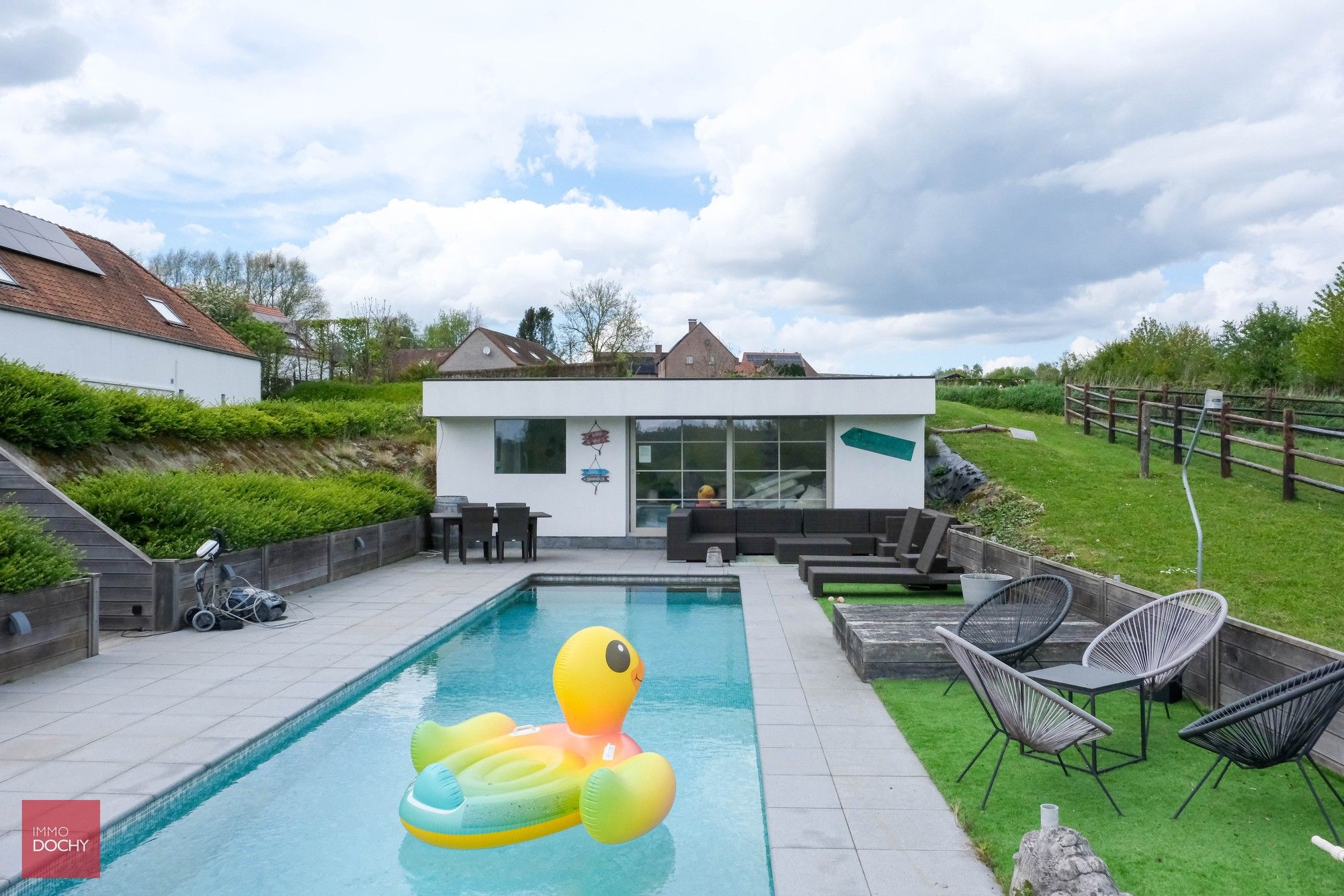 La Douceur de la Miclette – Exclusieve vierkantshoeve met B&B, wellness en paardenfaciliteiten foto 11