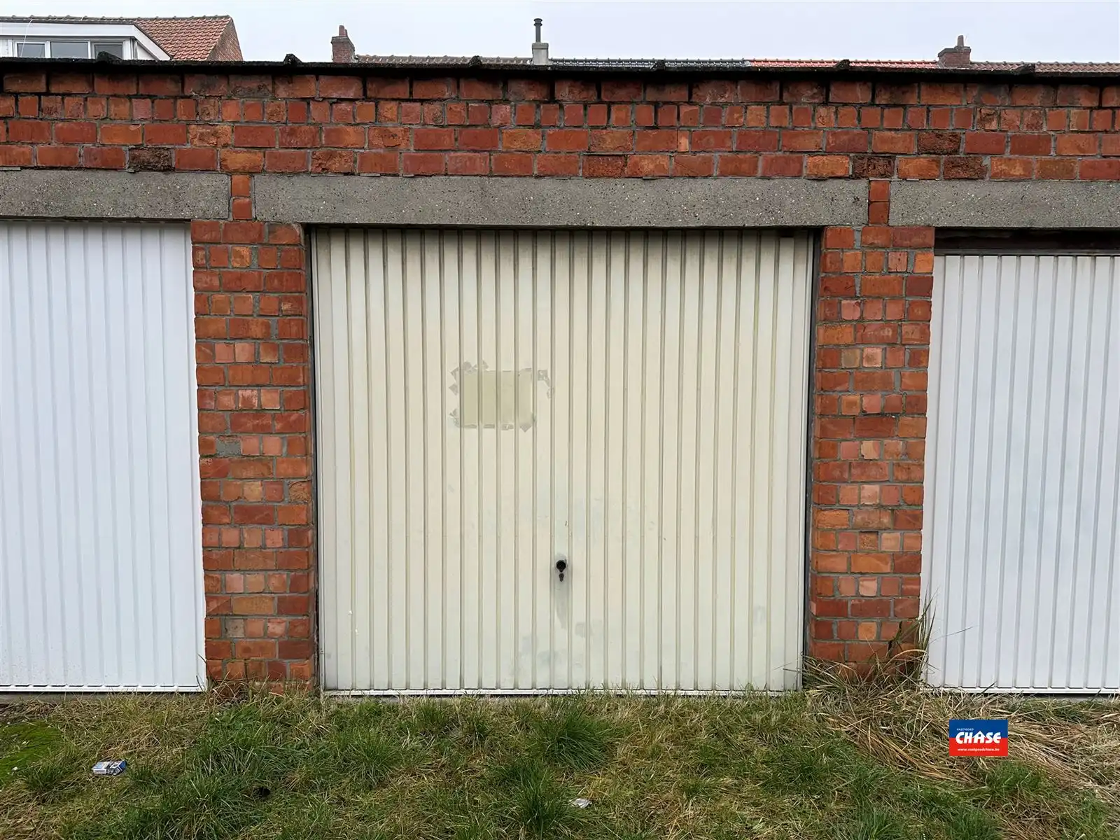 Garagebox foto {{pictureIndex}}