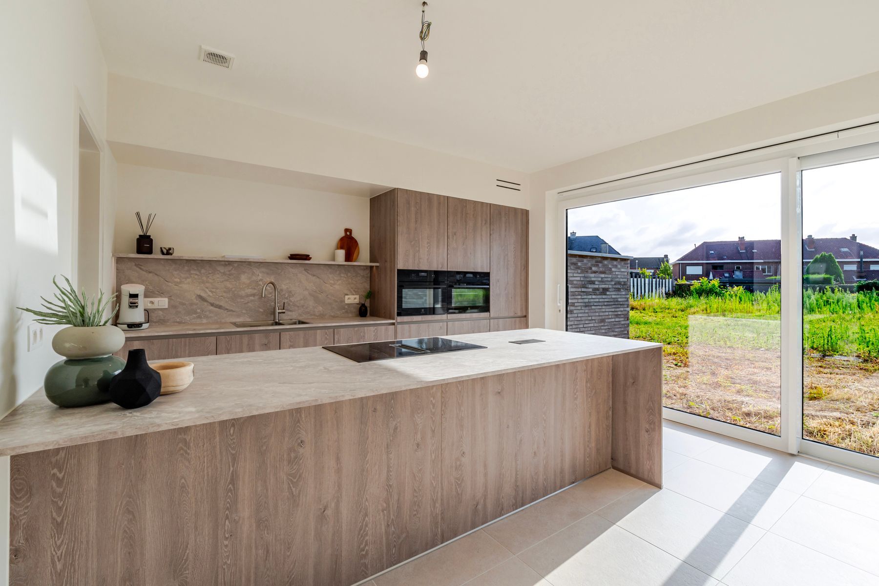 Tijdloze, gesloten woning foto {{pictureIndex}}