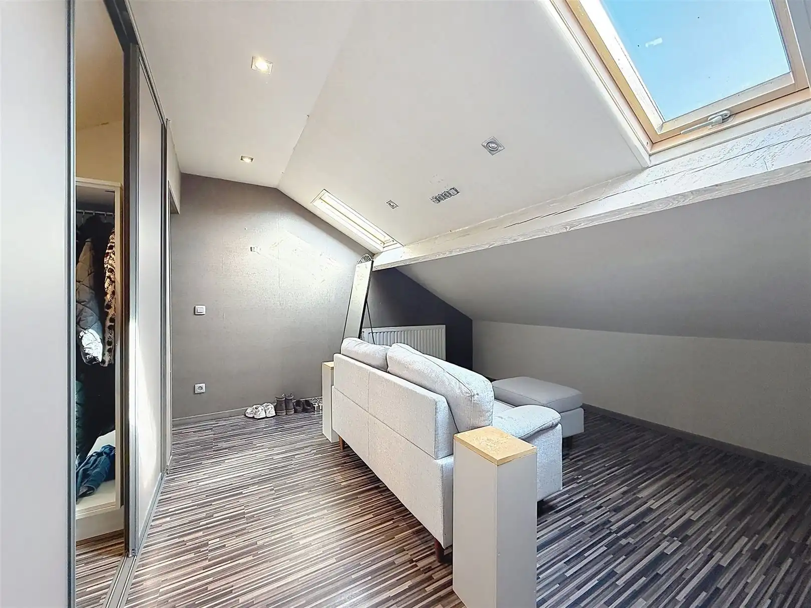 Ruime open bebouwing, 4 slpks, bureau, 14a 01ca foto 49