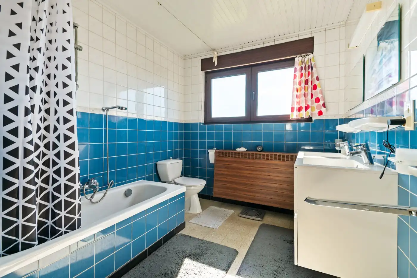 Op te frissen woning met 3 slpk., inpandige garage en west-tuin foto 13