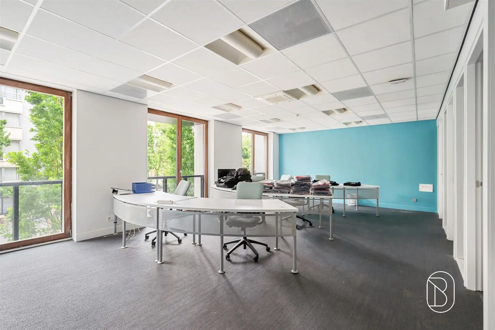 Topgelegen kantoorruimte van 450m2, veel potentieel foto 3