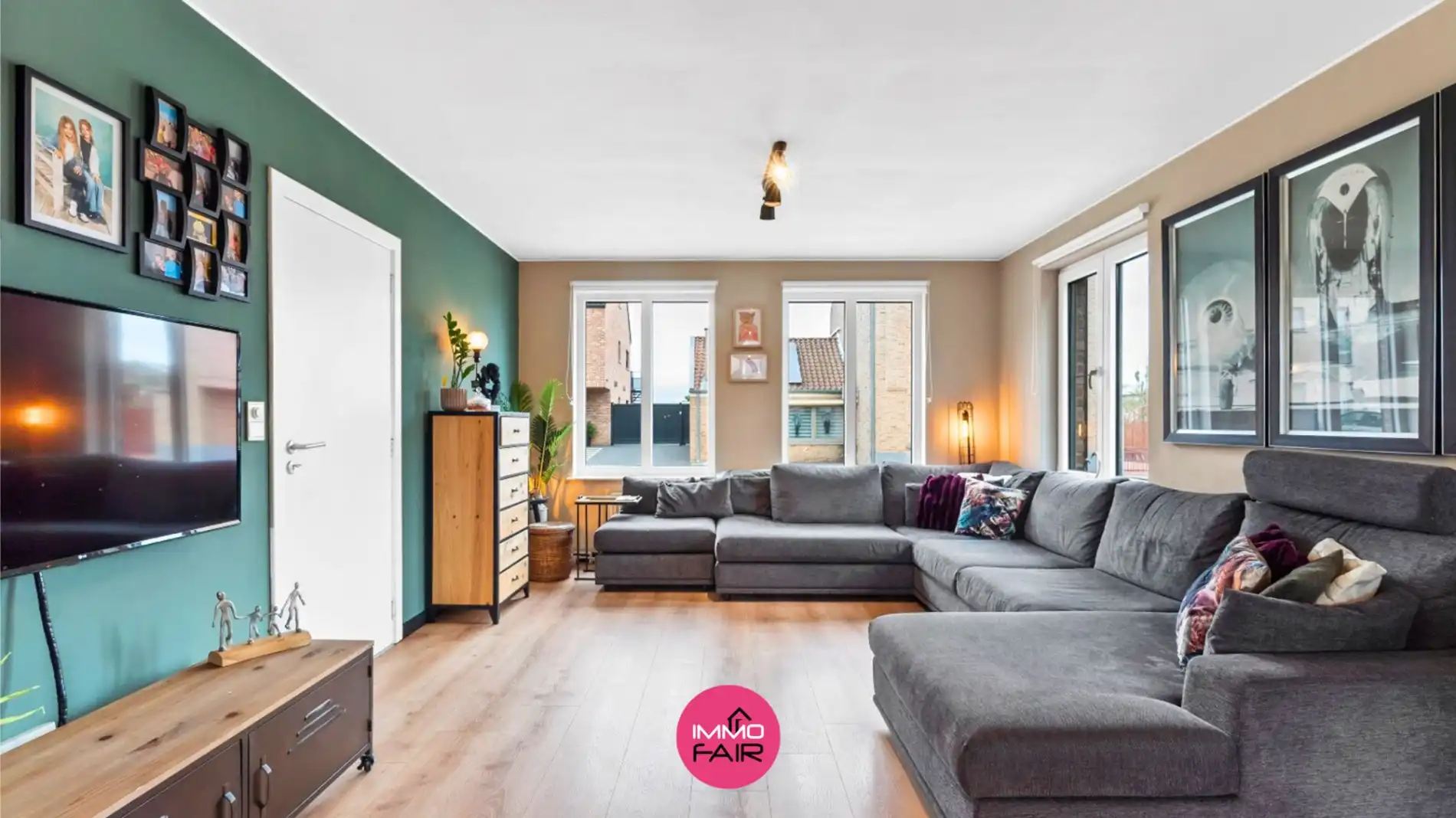 Ruime, instapklare gezinswoning op slechts een kwartiertje van Maastricht! foto 3