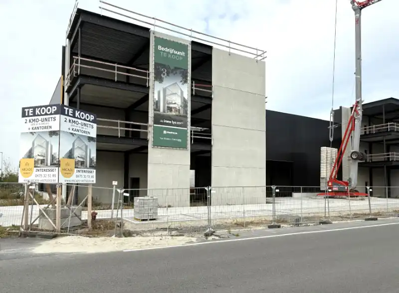 TOPLOCATIE – Unieke nieuwbouw bedrijfsunits met kantoor en magazijn foto 13