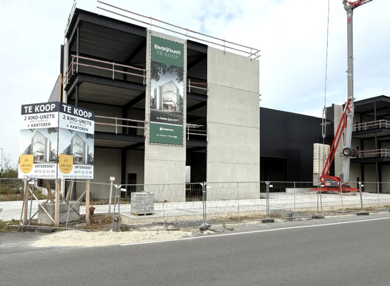 TOPLOCATIE – Unieke nieuwbouw bedrijfsunits met kantoor en magazijn foto 13