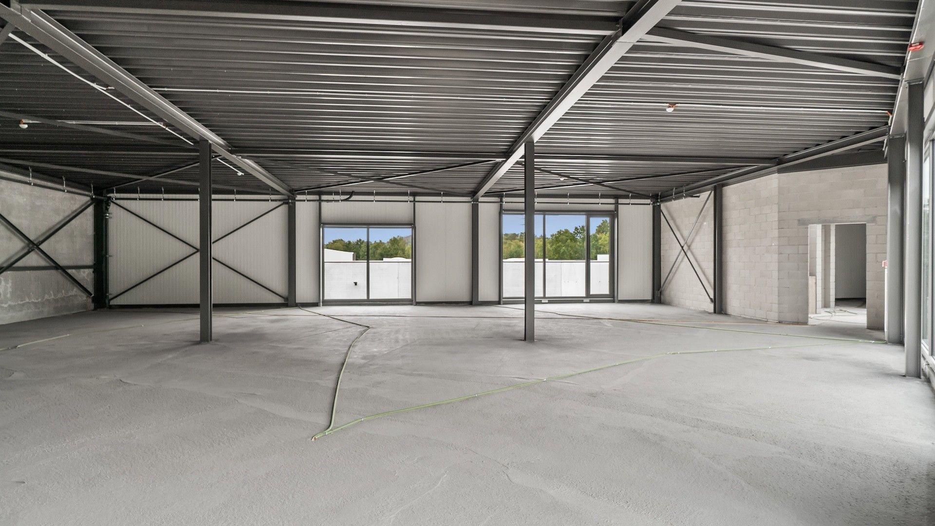 Moderne kantoorruimte van 359m2 op een ideale locatie tussen As en Genk foto 24