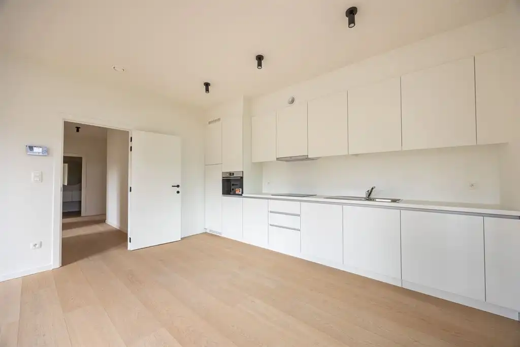 Hoogwaardig 2 slpk appartement met terras foto 5
