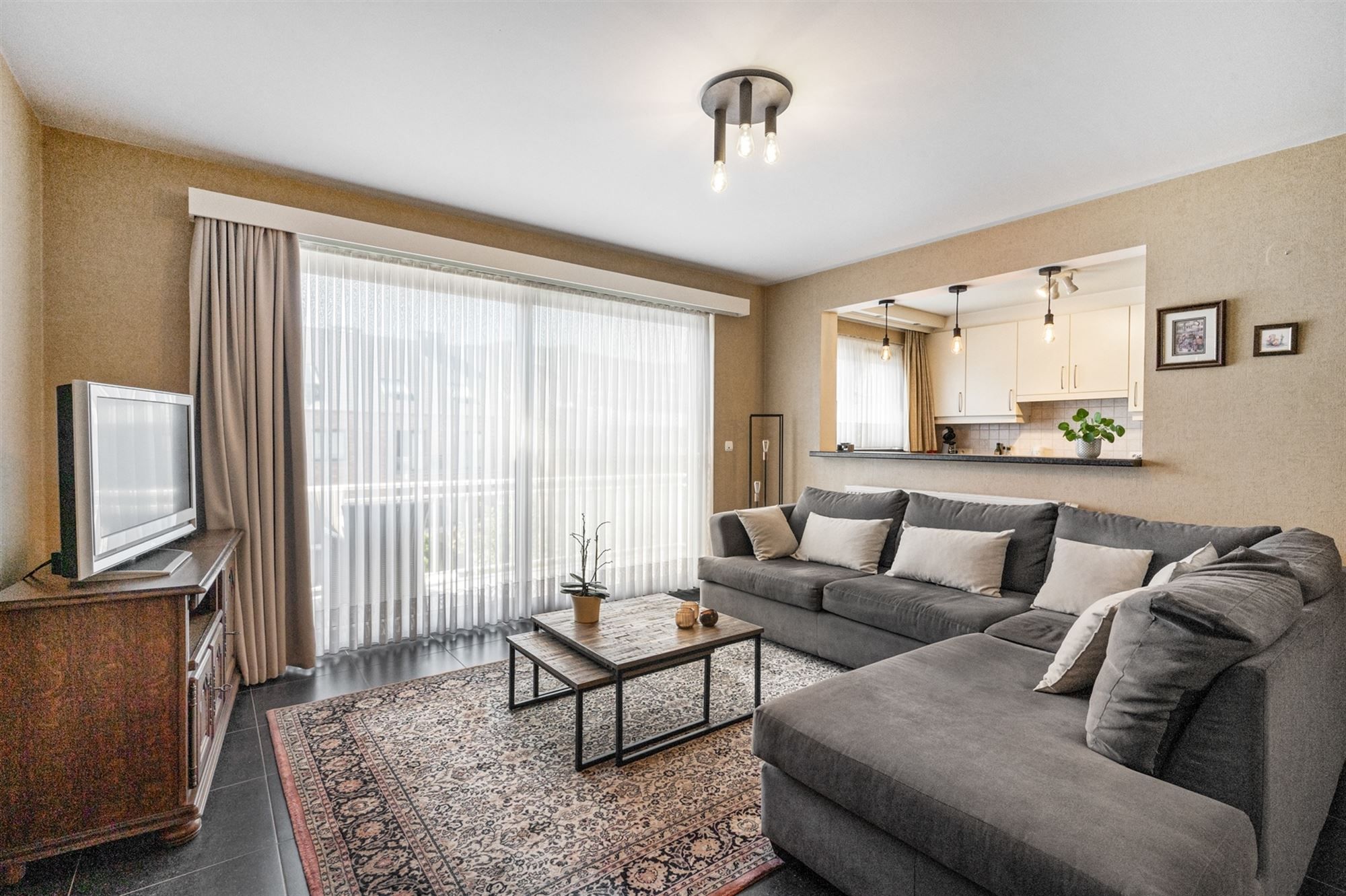 Ruim twee-slaapkamerappartement te Beerzel foto 4