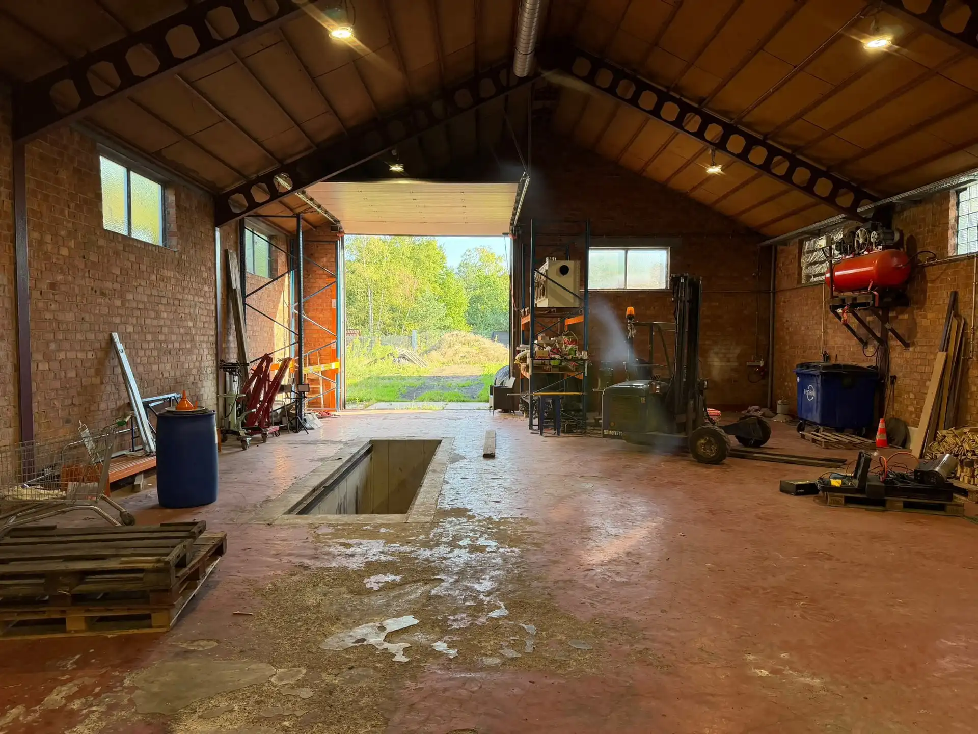 Te koop Zonhoven | bedrijfspand met woongedeelte op 14a00ca foto 3