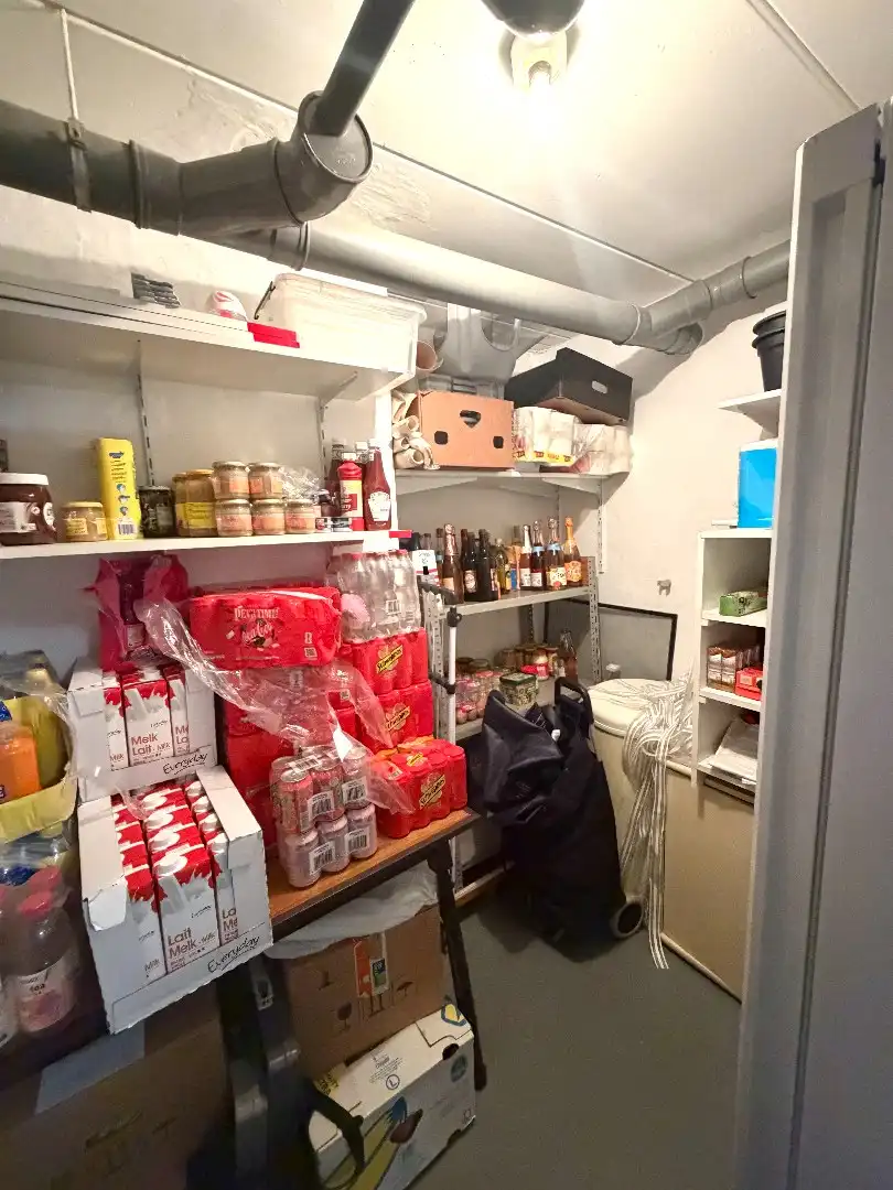 Instapklaar 2-slaapkamerappartement te koop in Harelbeke foto 18