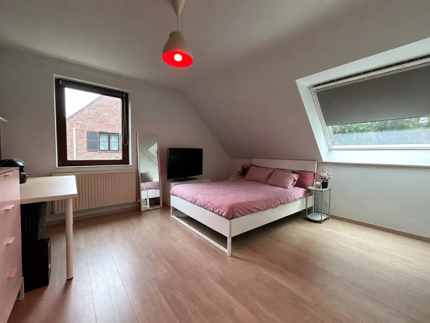 Villa met 4 slaapkamers in groene omgeving. foto 16