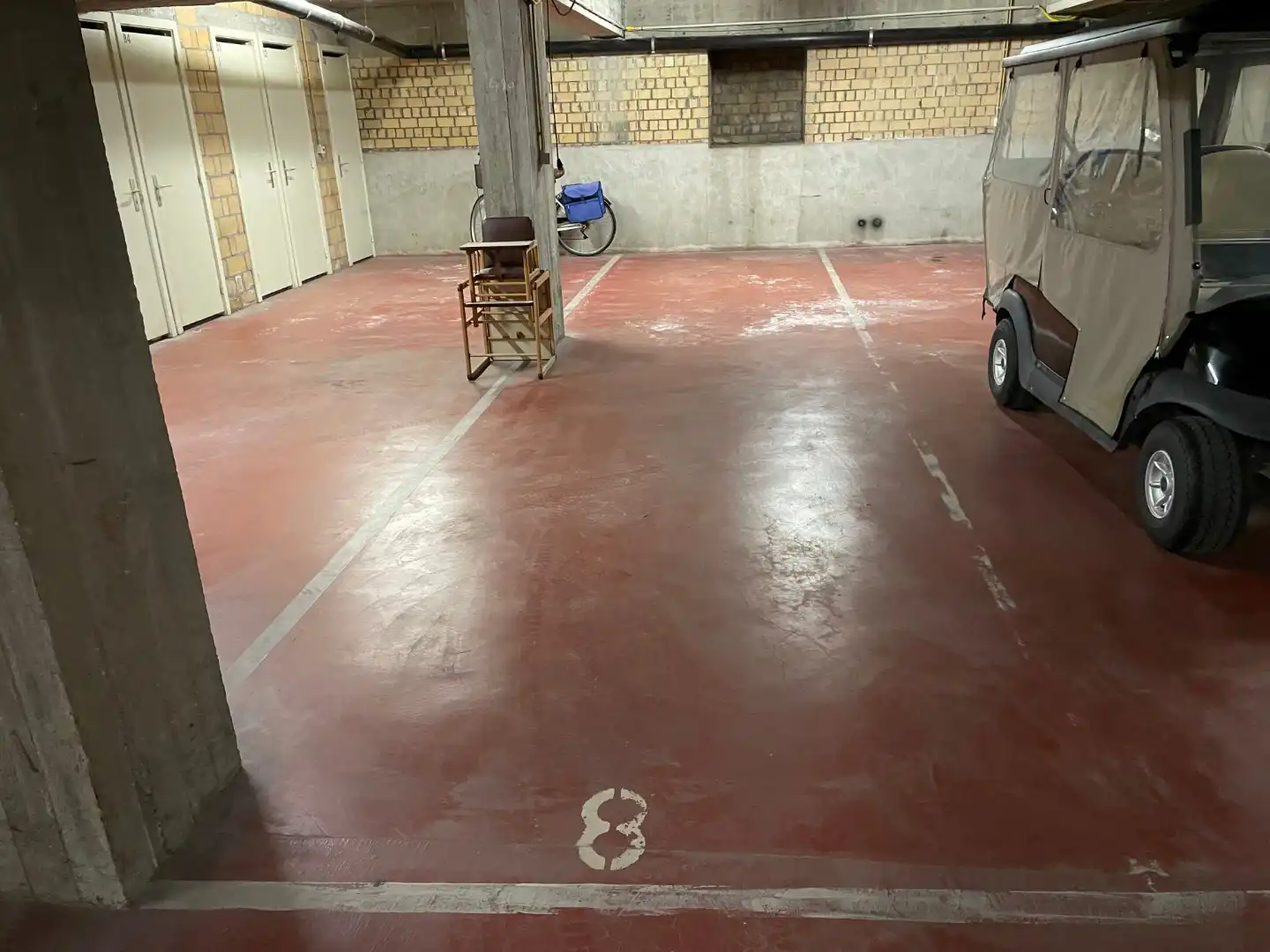 Parkeerplaats te huur Sebastiaan Nachtegaelestraat 1 -/8 - 8300 Knokke-Heist