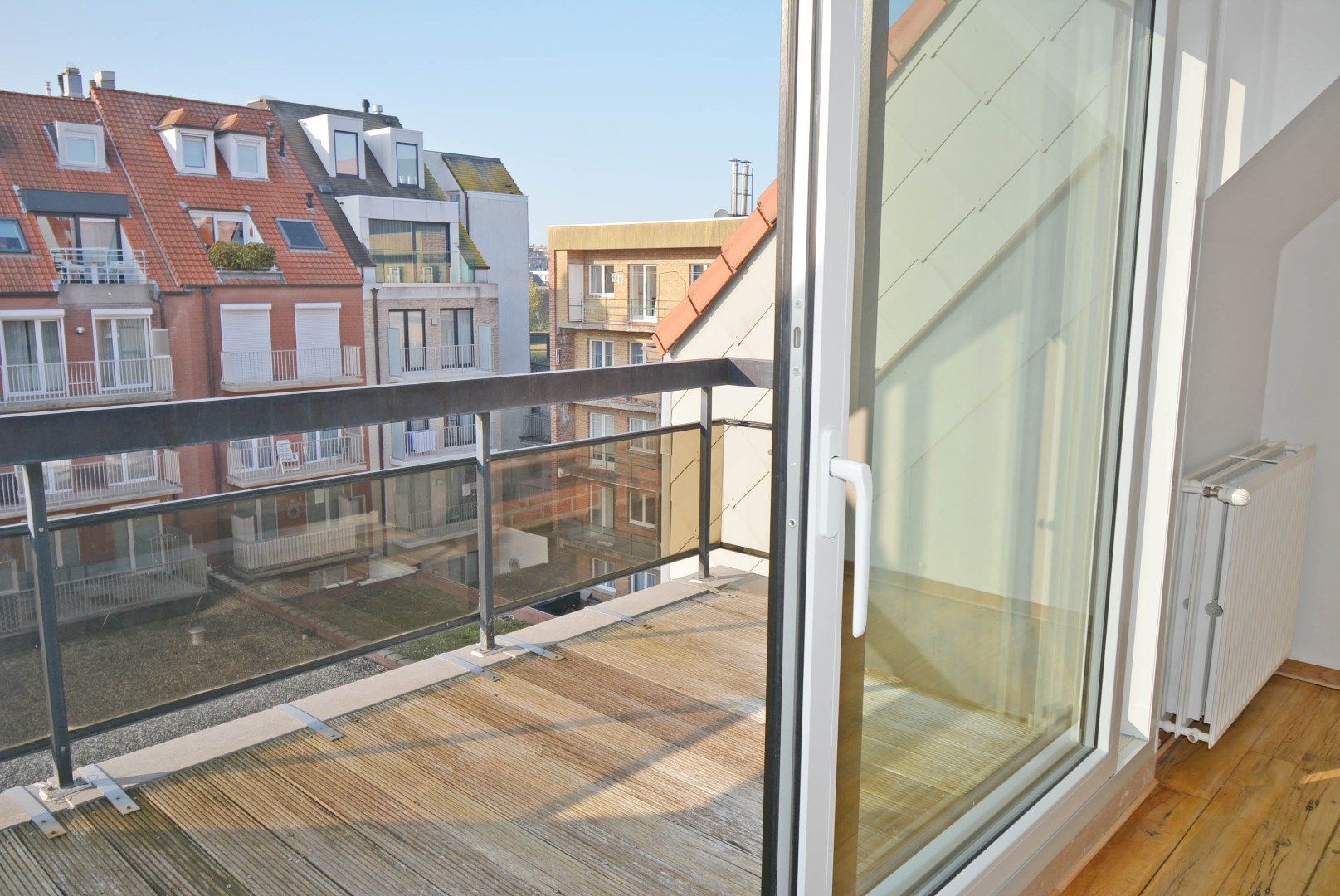 Duplex appartement met twee terrassen op wandelafstand van het strand foto {{pictureIndex}}