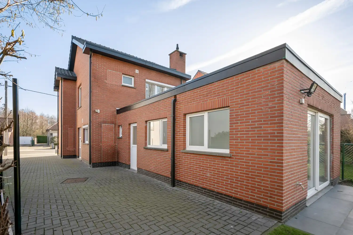Gerenoveerde woning met 3 slpkrs te Putte foto 34