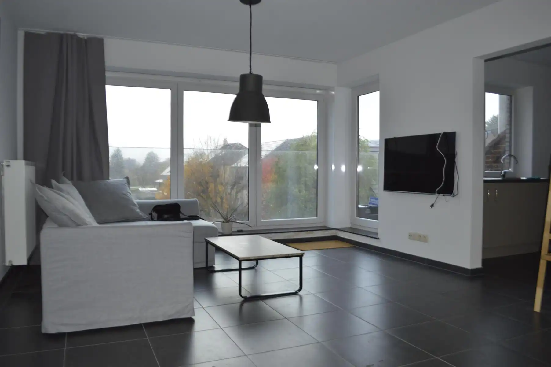 BURST -  Ruime duplex foto {{pictureIndex}}