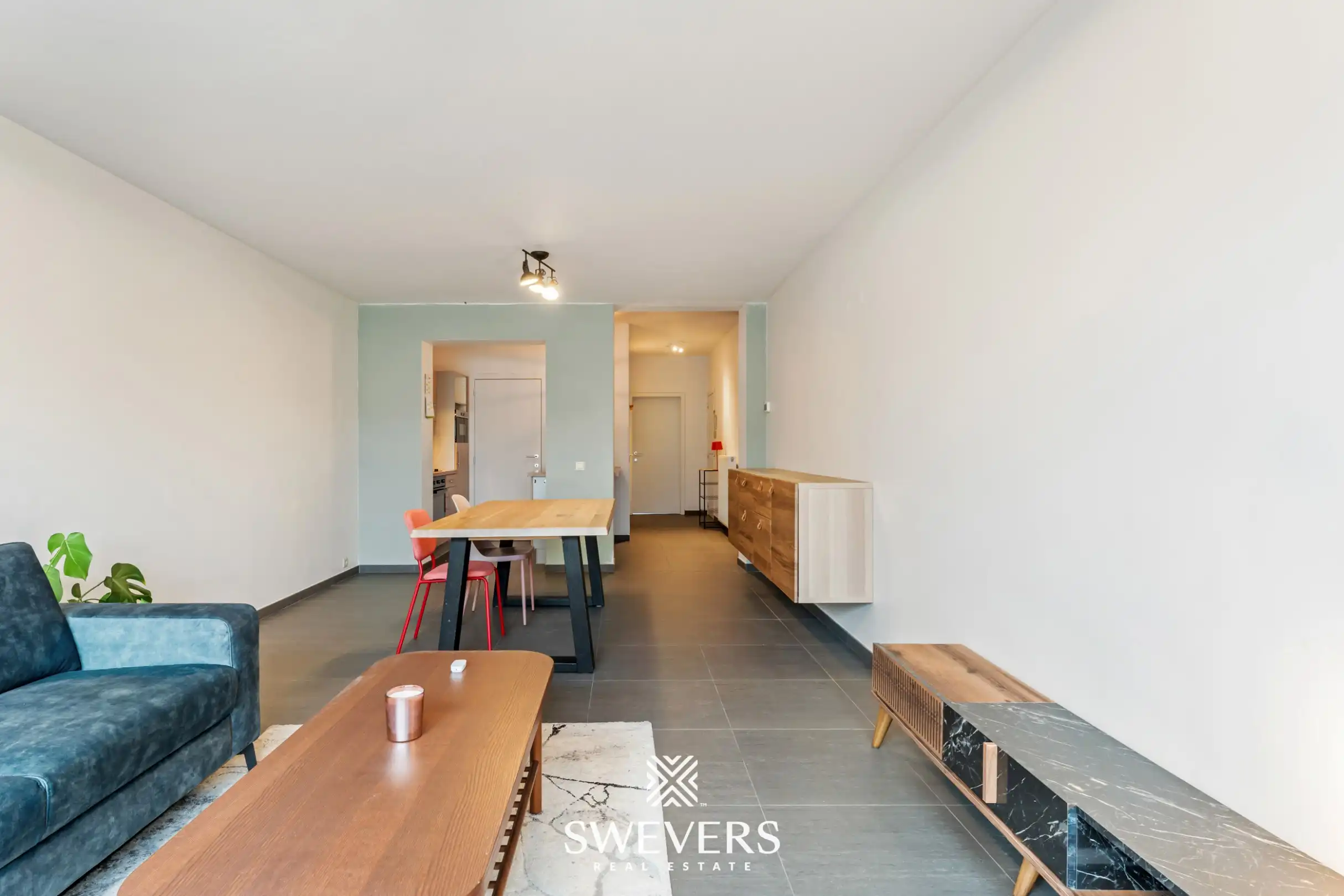 Instapklaar, gelijkvloers appartement met ruim terras en groen zicht in Hasselt foto 6