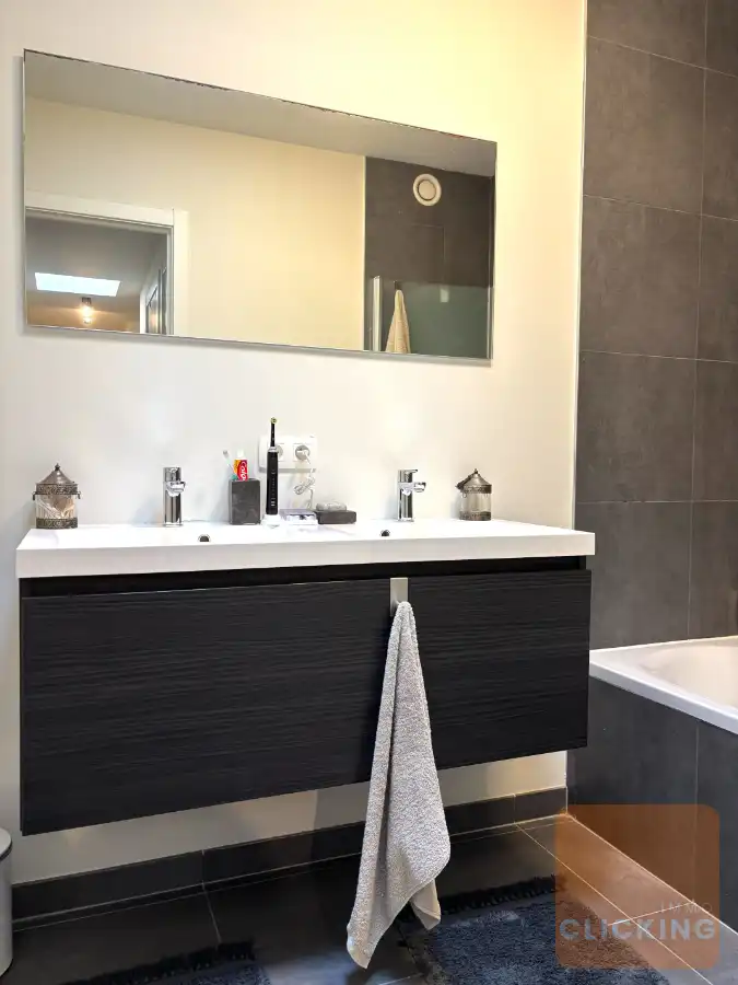 Residentie 'ROMAIN' DUPLEX met 2 slpks, terras en autostaanplaats (+ 25.000 euro) foto 11