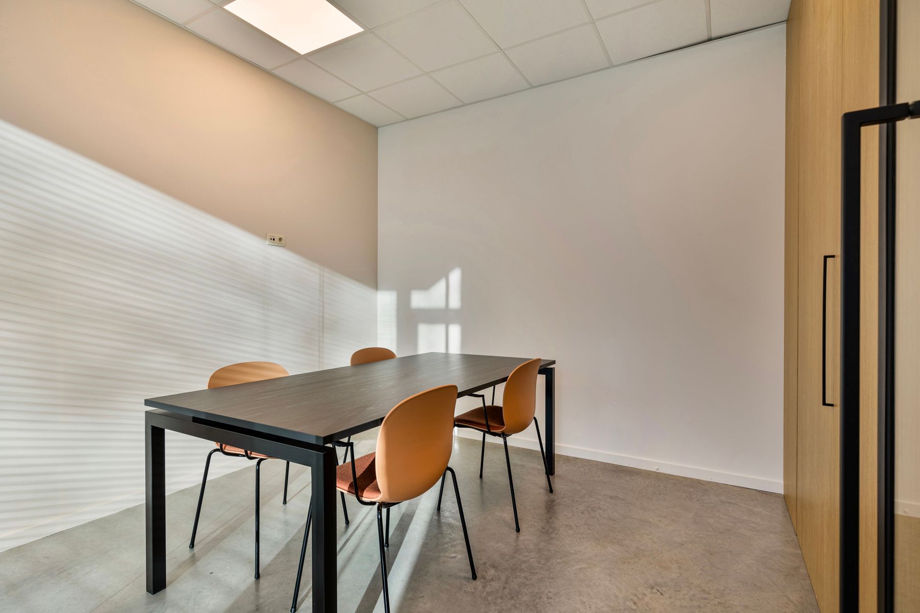 Te koop: Modern kantoor van 70m² in Strombeek-Bever foto 6