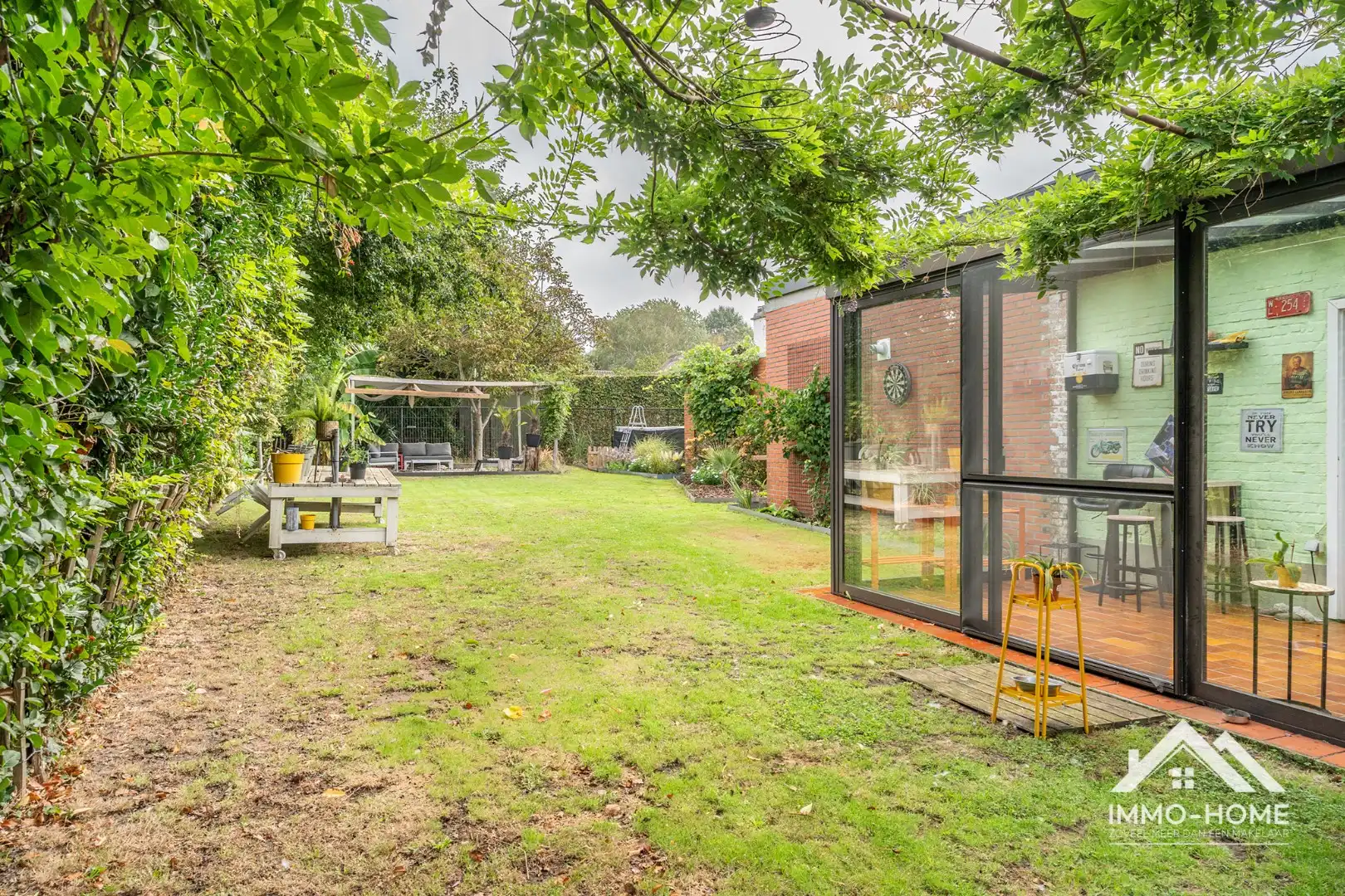 Instapklare woning met schitterende tuin! foto 4