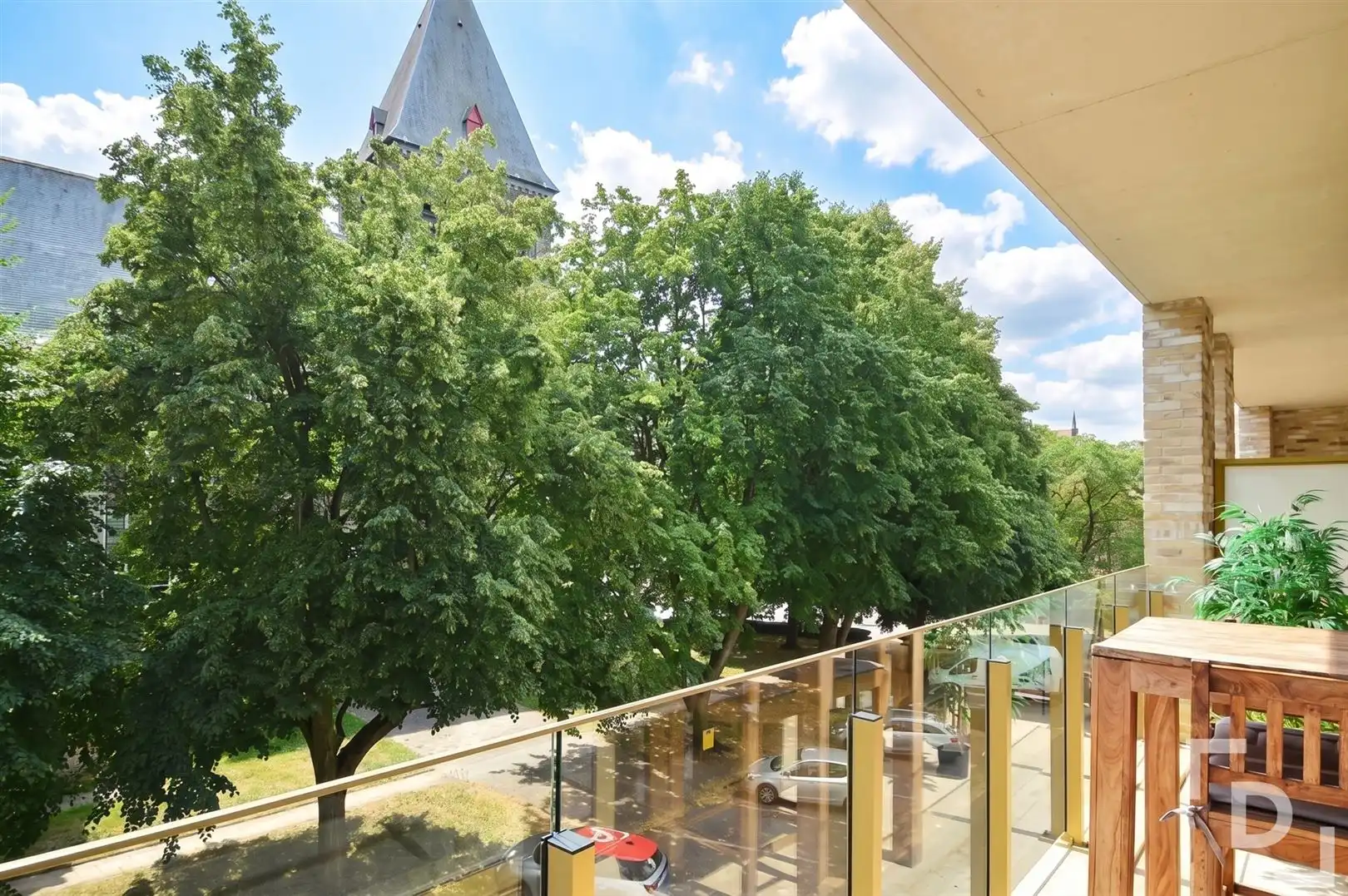 Modern appartement met staanplaats te huur in centrum Ieper foto 5