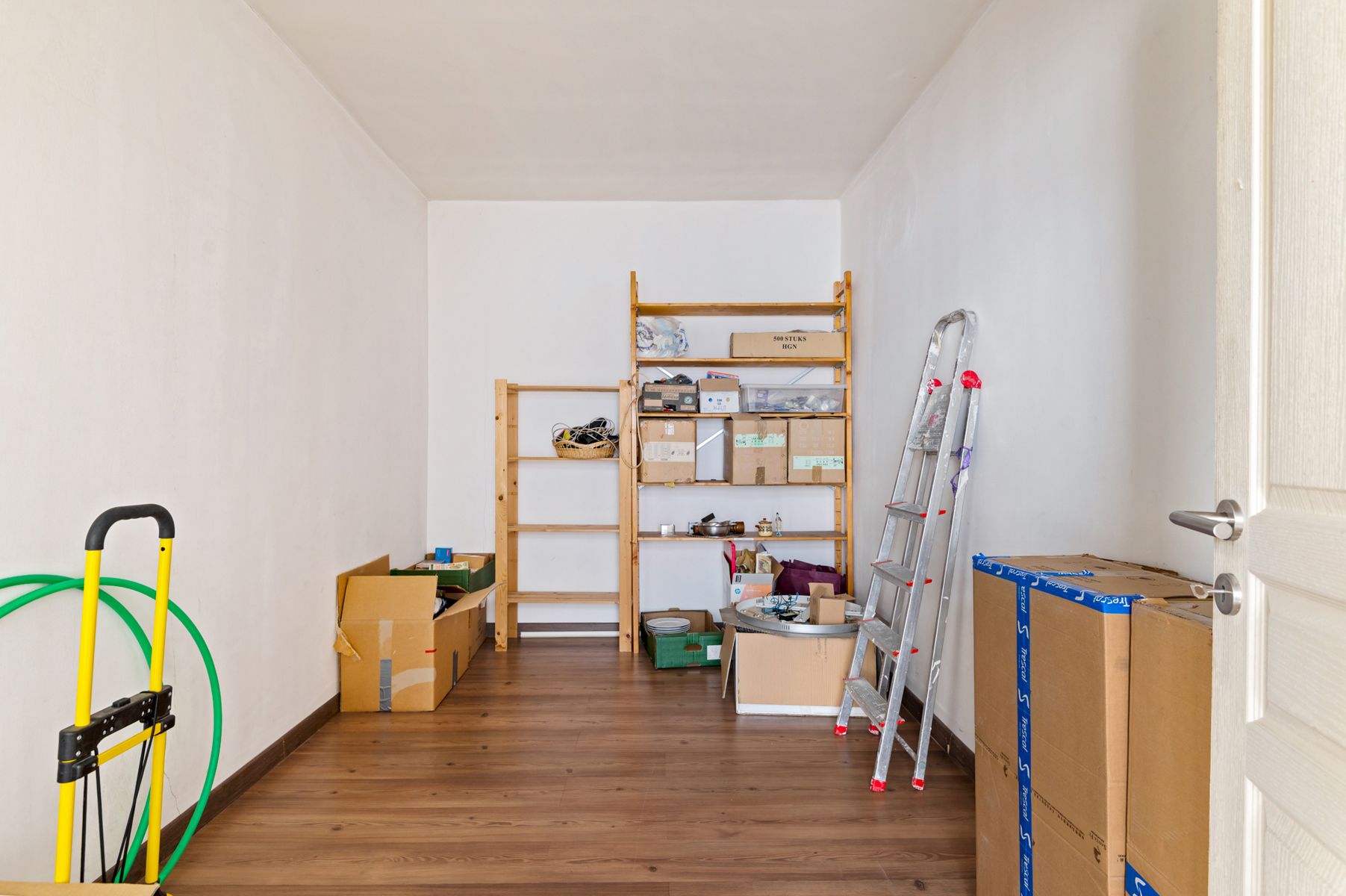 Zeer ruime gerenoveerde loft met staanplaats  foto 17