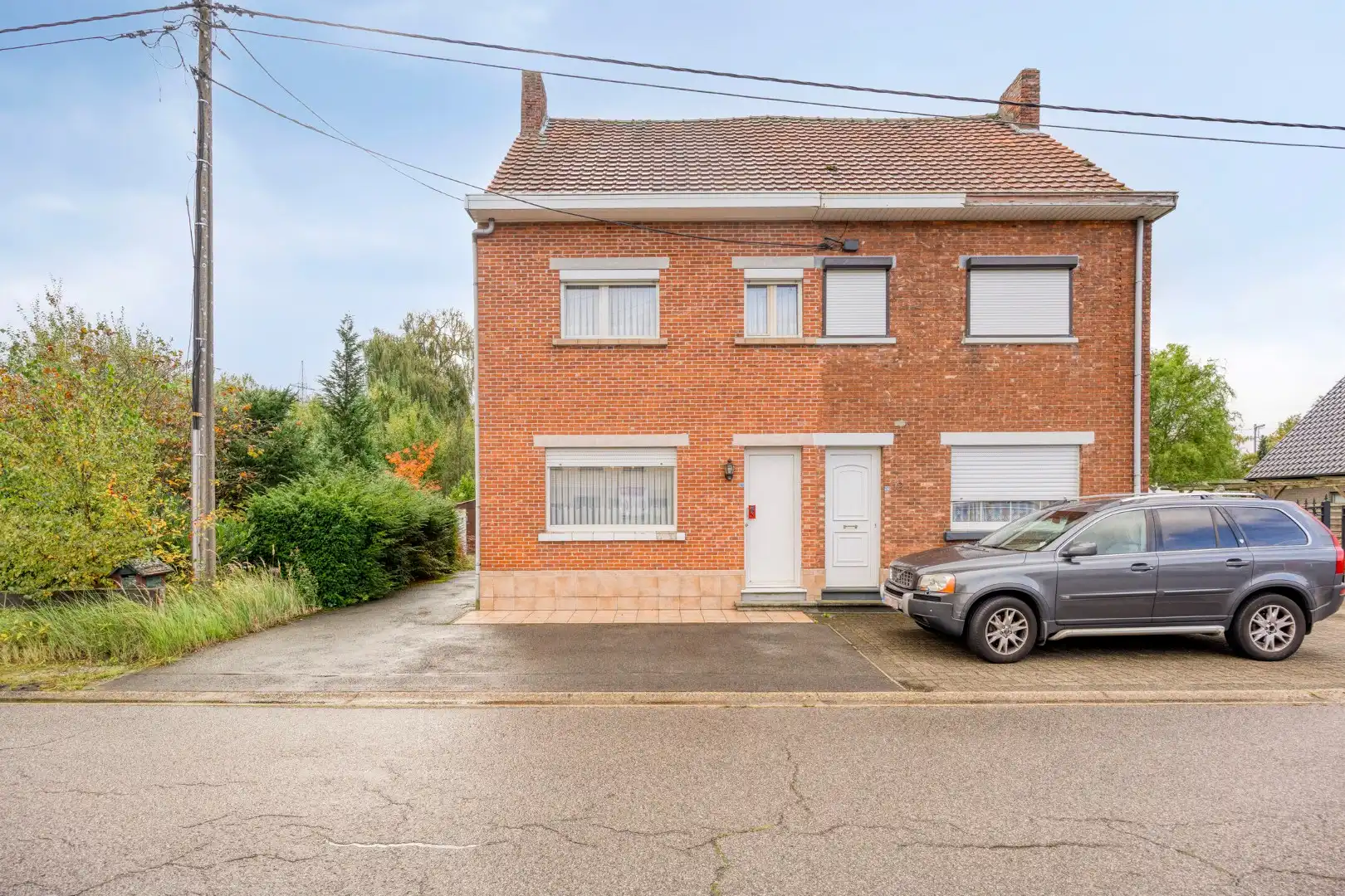 Rustig gelegen te renoveren woning op een mooi perceel van 13 are. foto 34