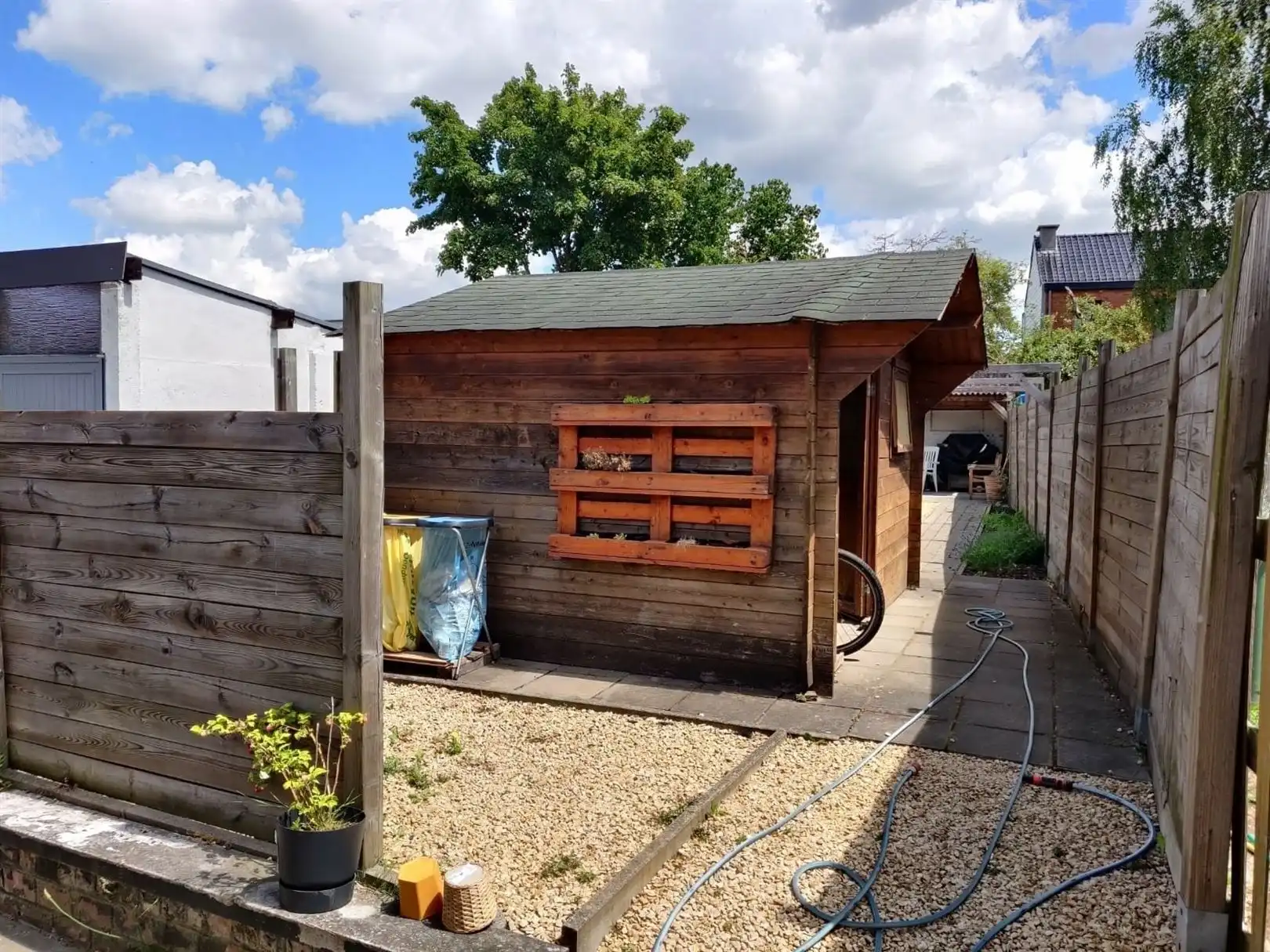 Instapklare woning met tuin nabij centrum foto 24