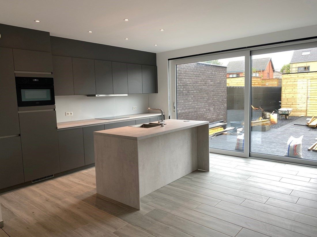 Moderne nieuwbouwwoning  net buiten het centrum van Zolder foto 6