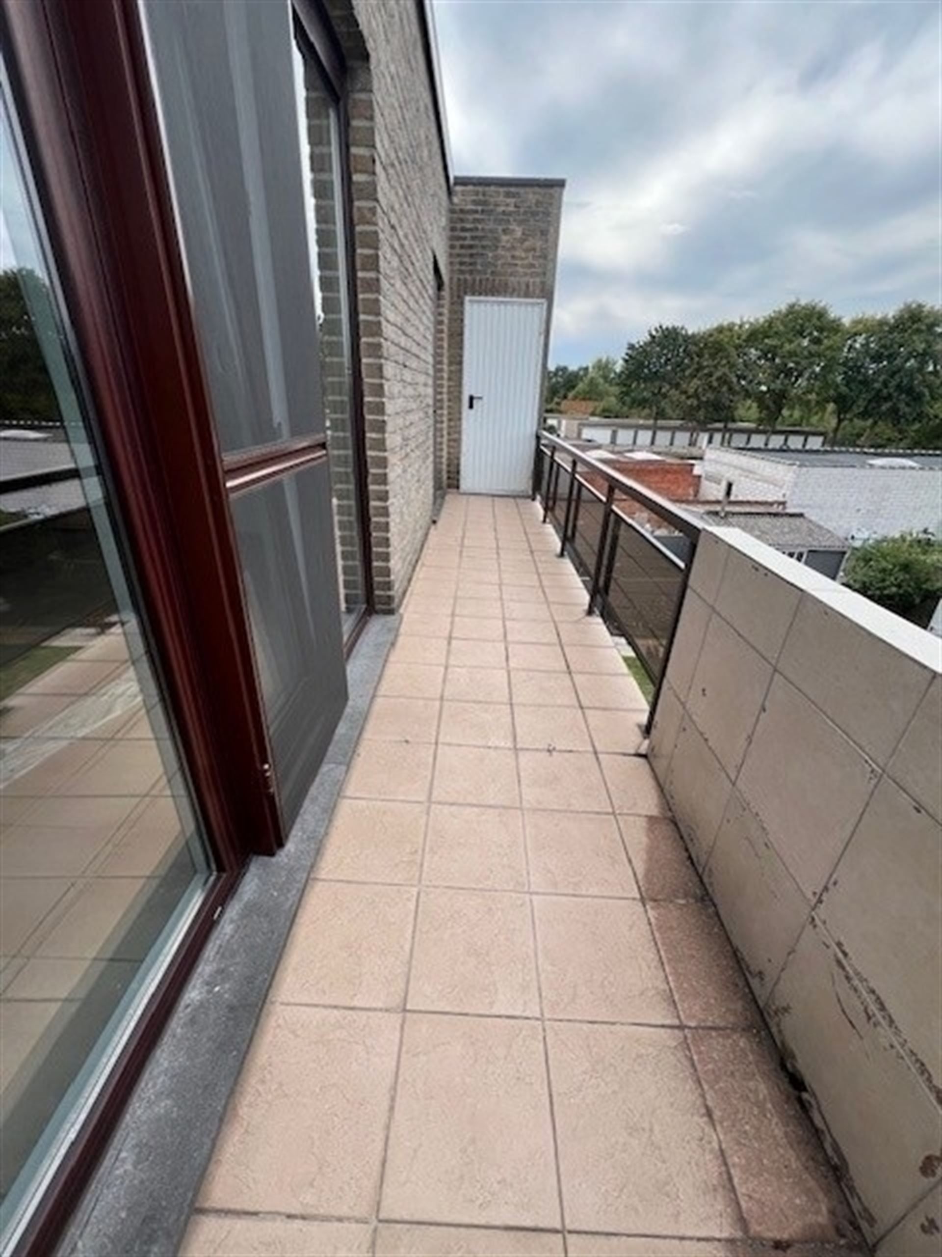 Charmant appartement met terras en garage! foto 8