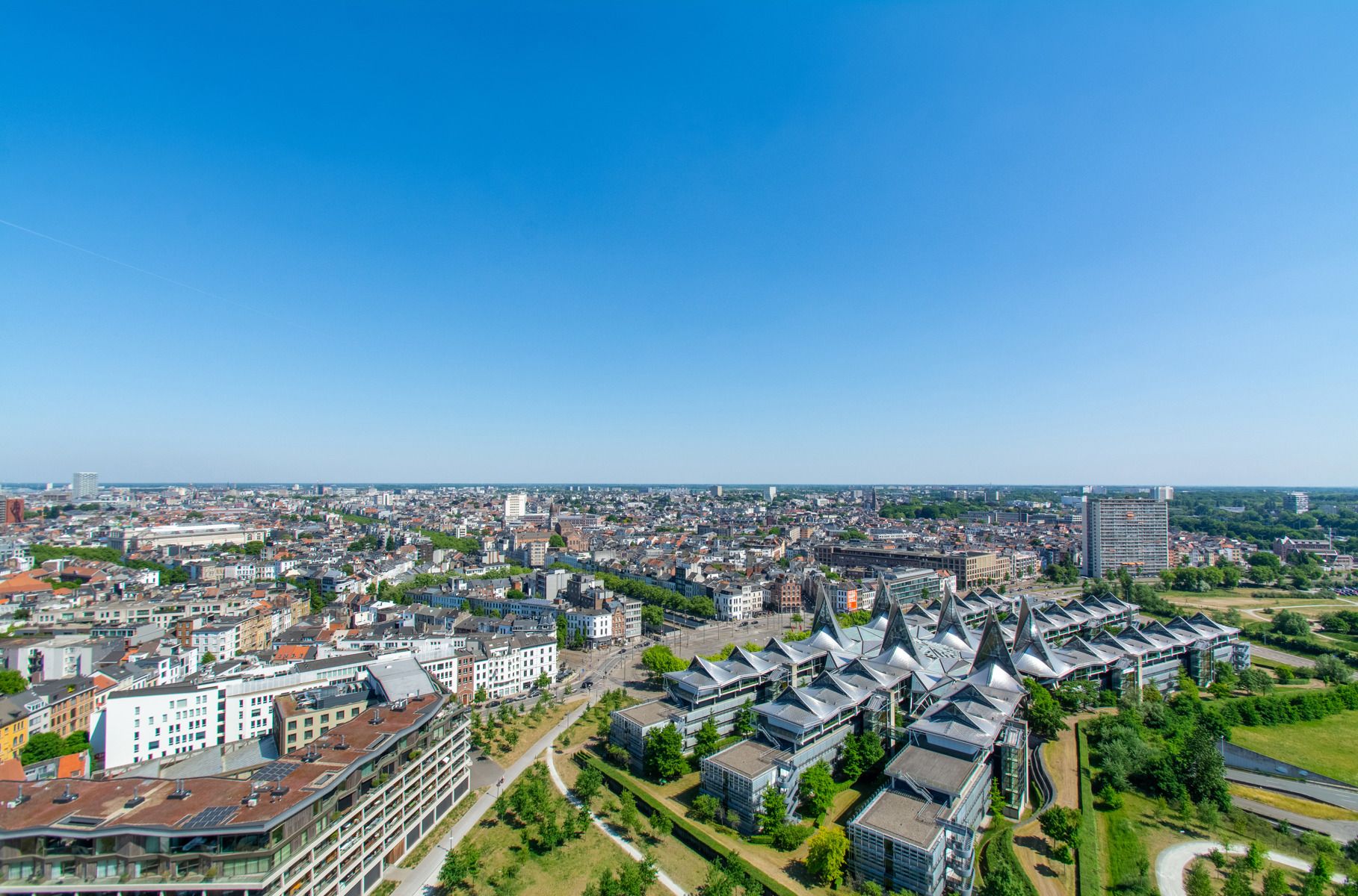 Exclusief wonen op grote hoogte in hartje Nieuw Zuid foto 4