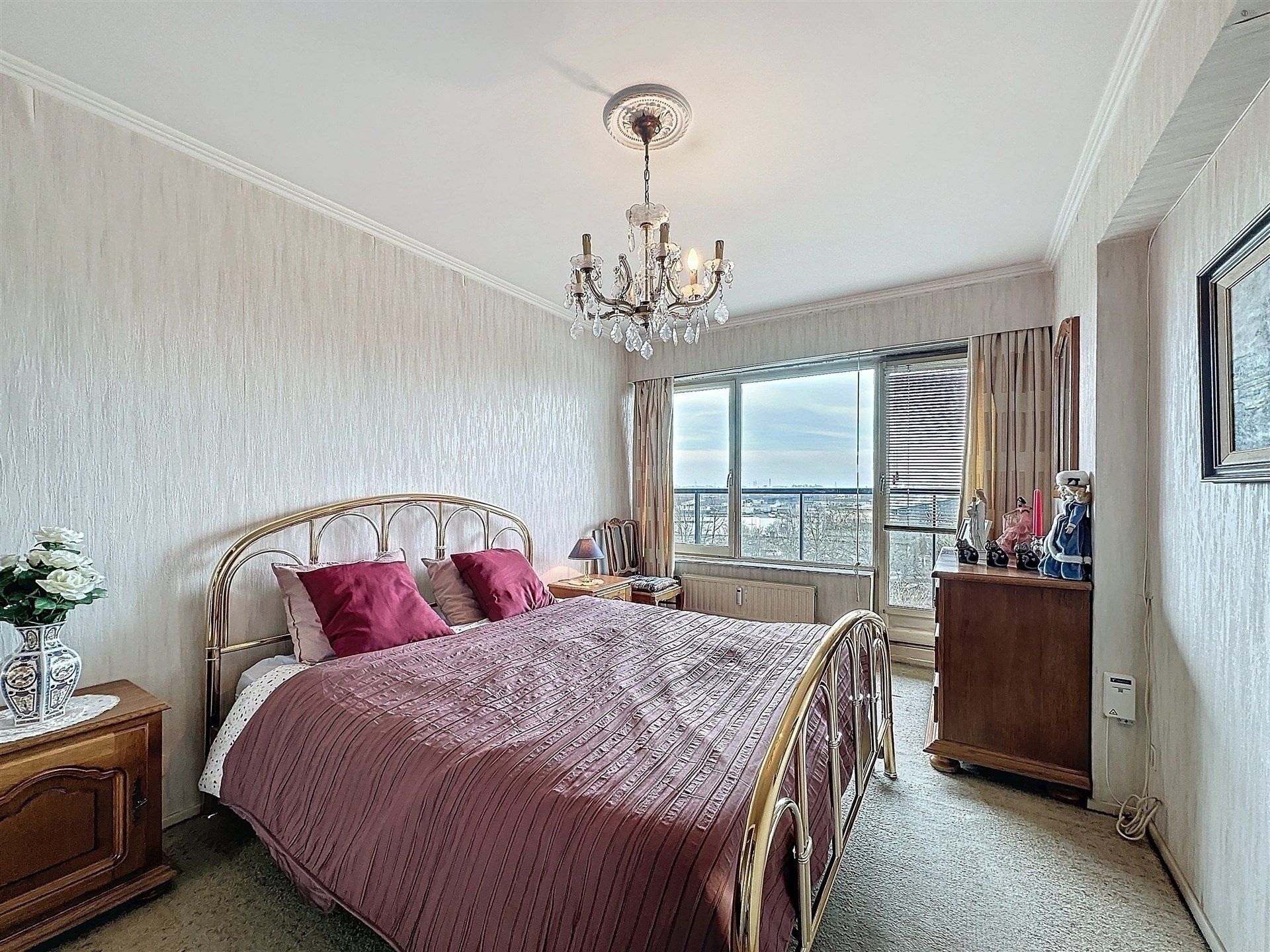 Aan de rand van de stad gelegen appartement met wijds uitzicht! foto 3