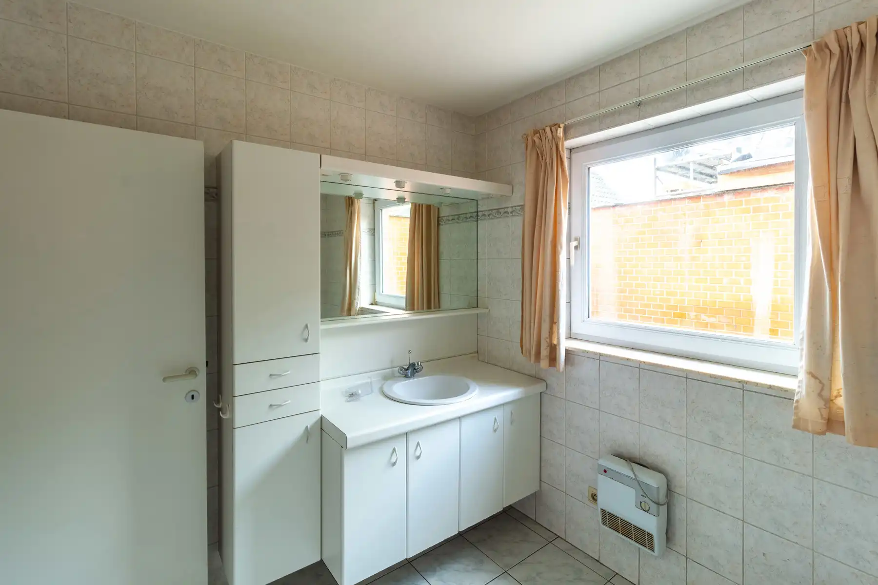 Twee slpk appartement te huur in Lierde foto 6