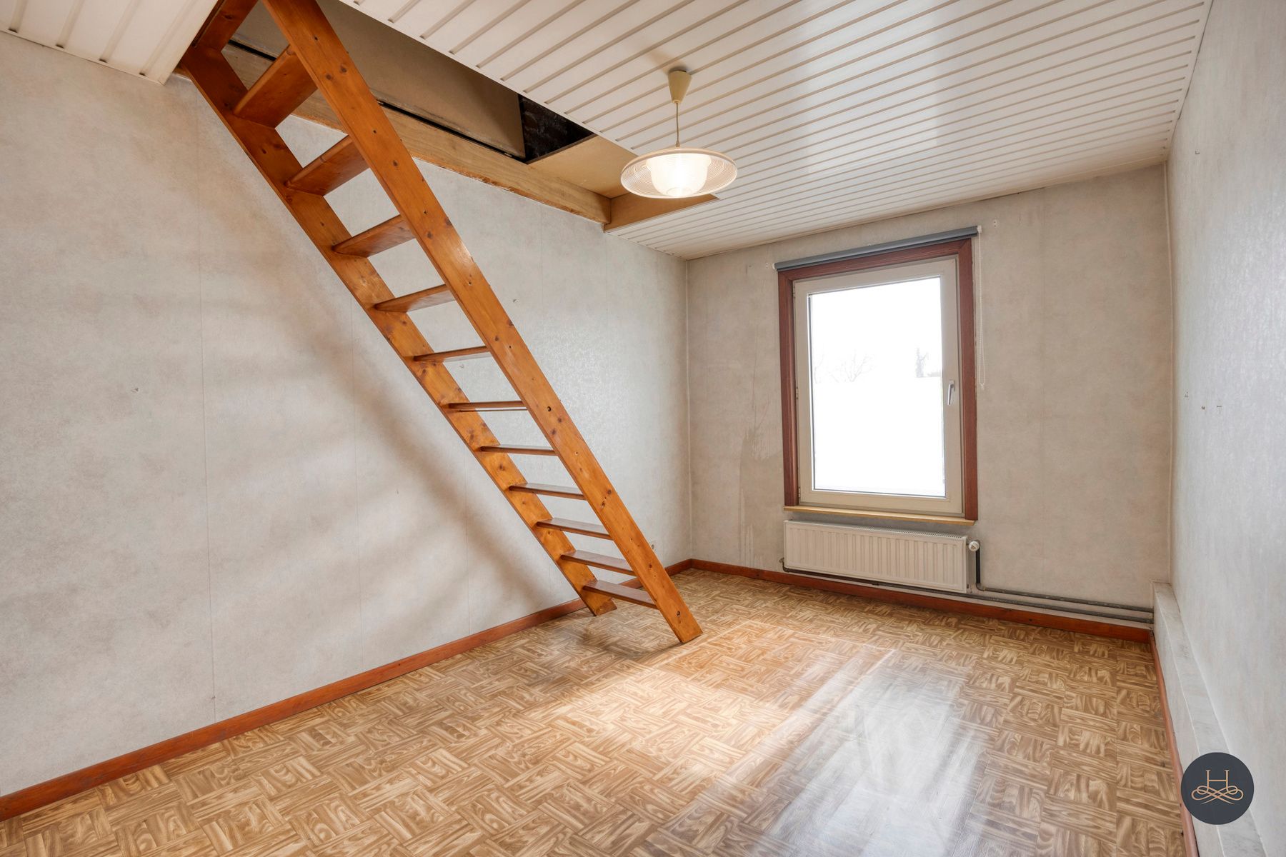 Centraal gelegen woning met grote tuin foto 17