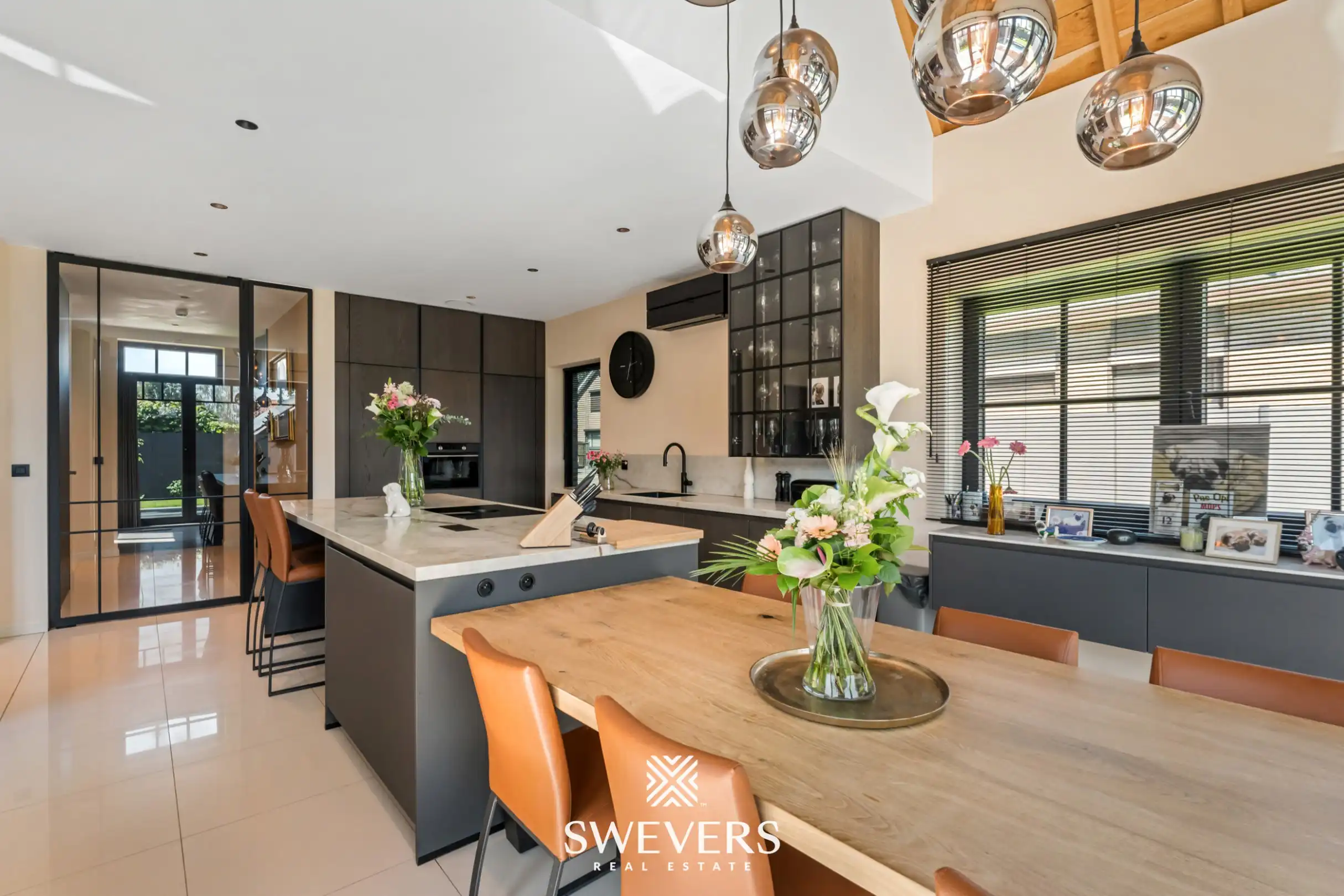 Hoogwaardige recente villa (223m²) met EPC-label A, zwembad en poolhouse in Diepenbeek foto 10