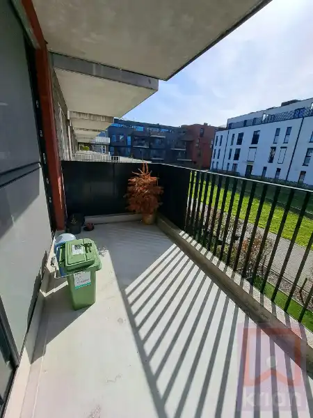 Recent 2 slaapkamer appartement met autostpl en kelderberging foto 4