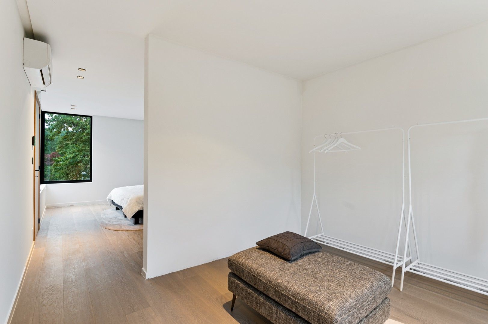 Moderne vernieuwbouw villa op prachtig perceel 1191 m² foto 19