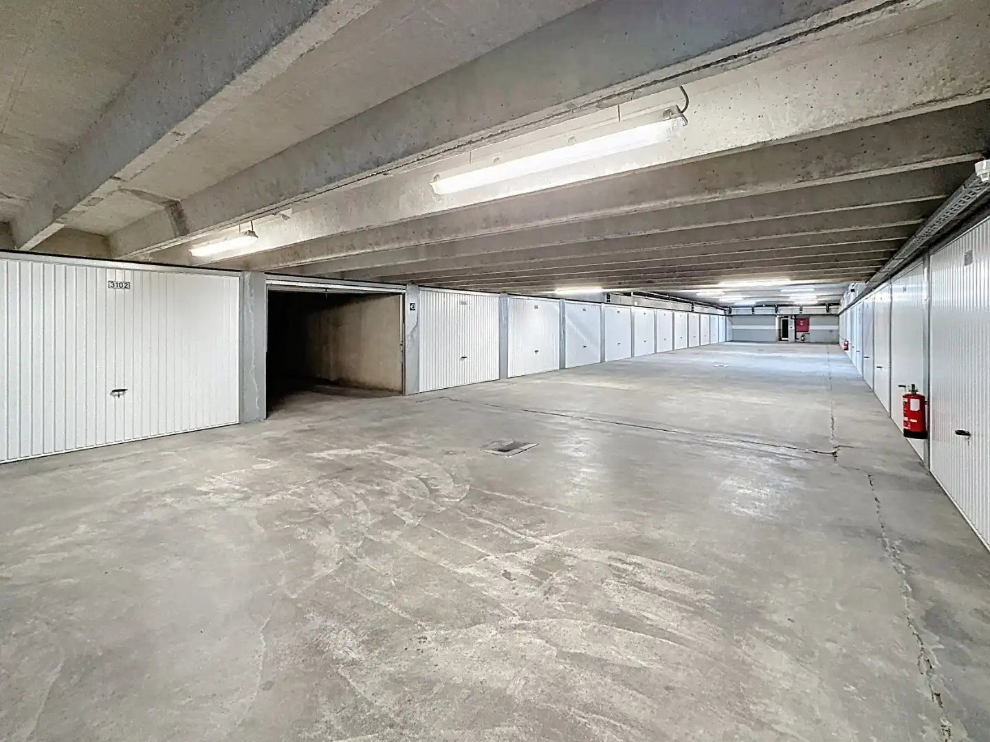 Ruime garagebox op een absolute topligging te Duinbergen foto 5