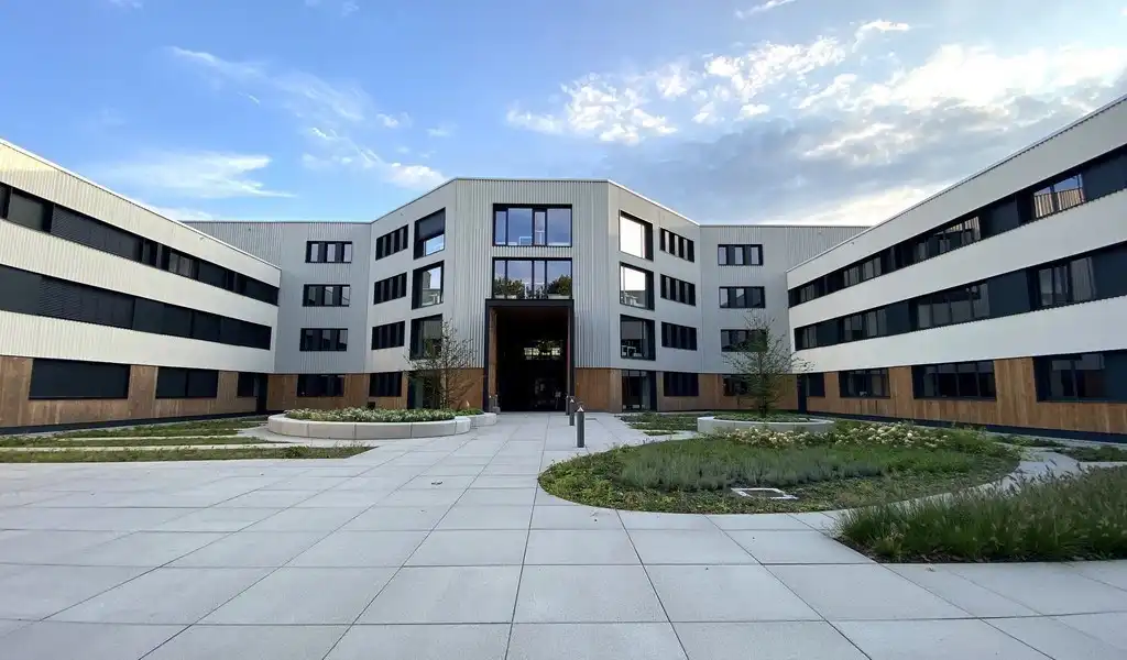 Volledig vernieuwde kantoren te huur op toplocatie in Zwijnaarde foto 23
