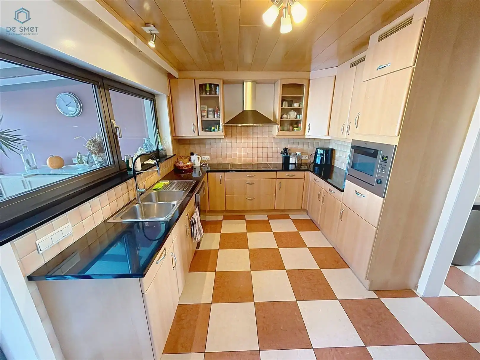 Instapklare gezinswoning met garage, tuin en 2 slaapkamers in Lierde foto 7